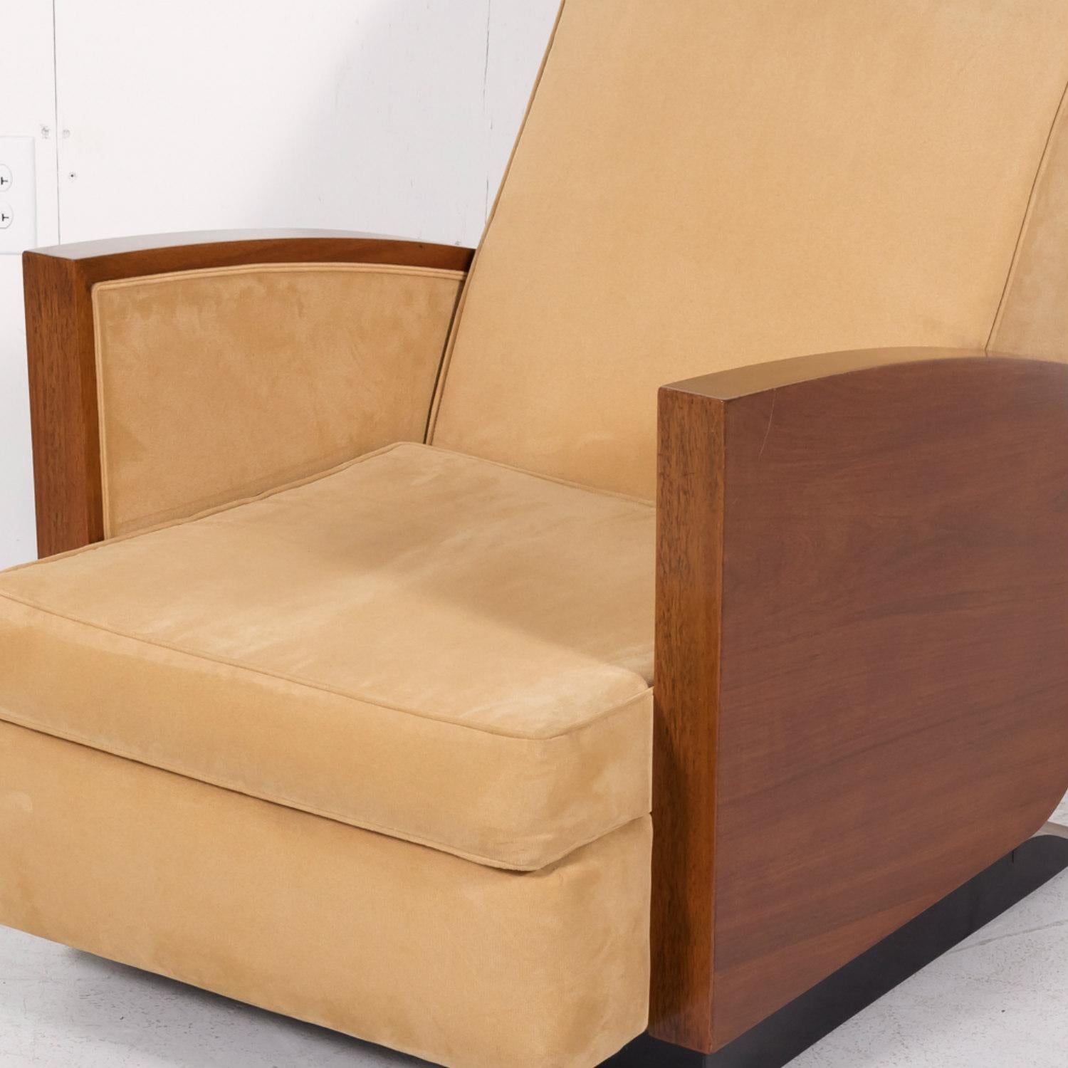 Französischer Art-Déco-Sessel oder Loungesessel aus Nussbaumholz aus den 1930er Jahren (Art déco) im Angebot