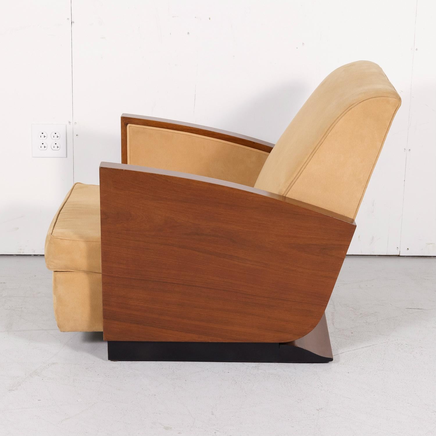 Milieu du XXe siècle Fauteuil ou fauteuil de salon en noyer d'époque Art déco français des années 1930 en vente