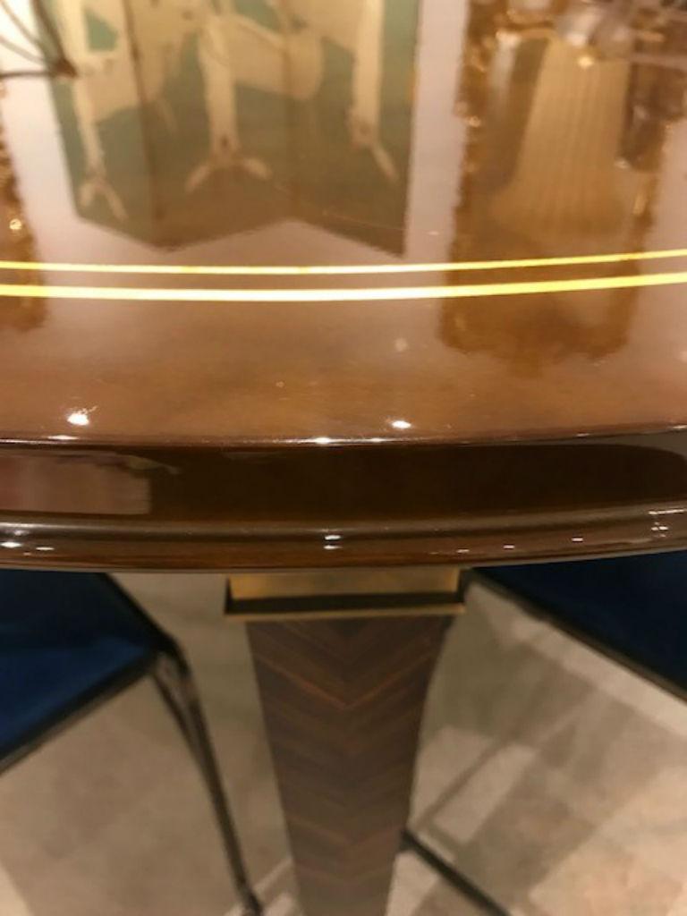 French Art Deco Brown Lacquered Dining Table In Good Condition For Sale In New York, NY