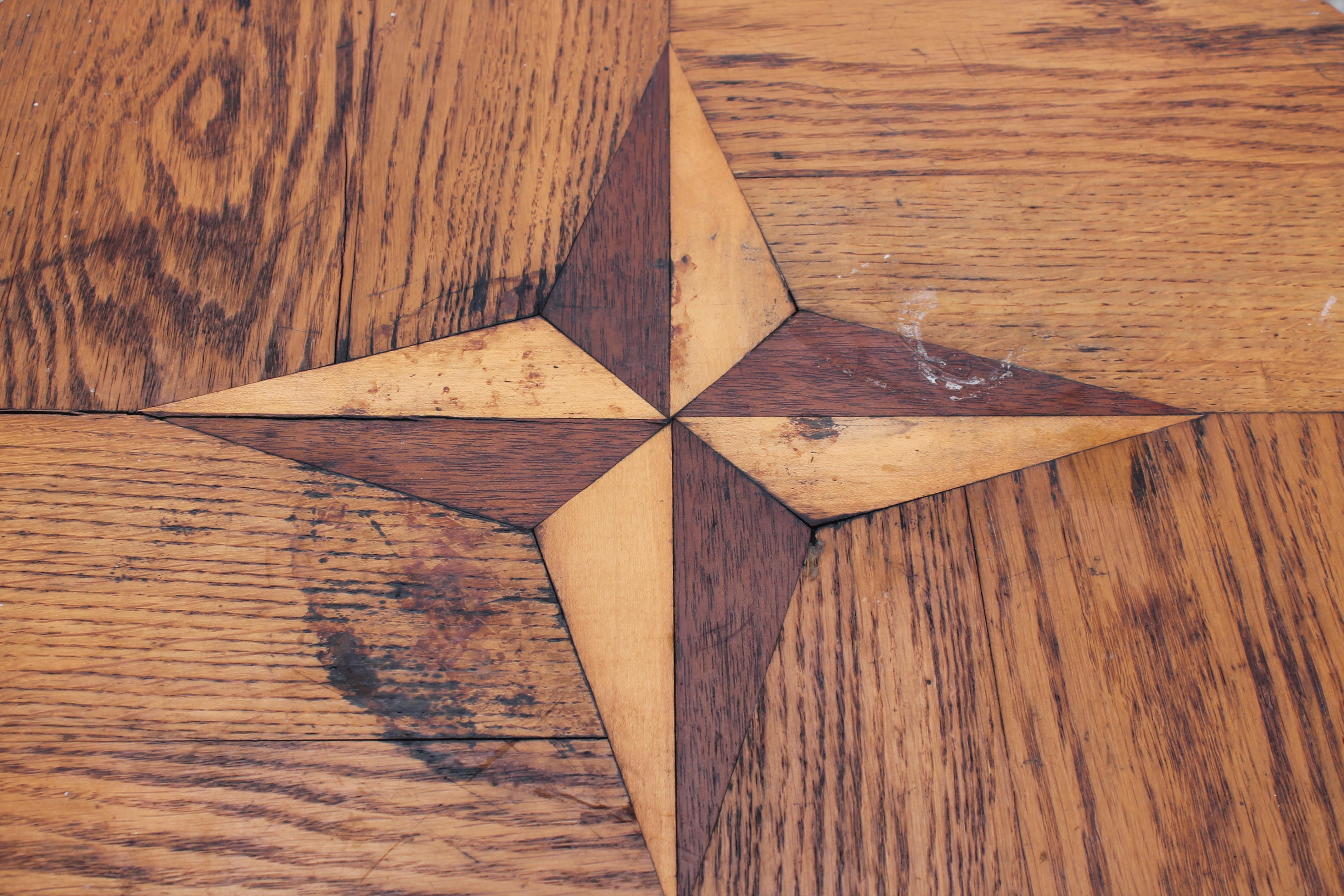 Mid-20th Century 1930s French Art Deco Round Side/ Accent Table with Compass Inlay Detail