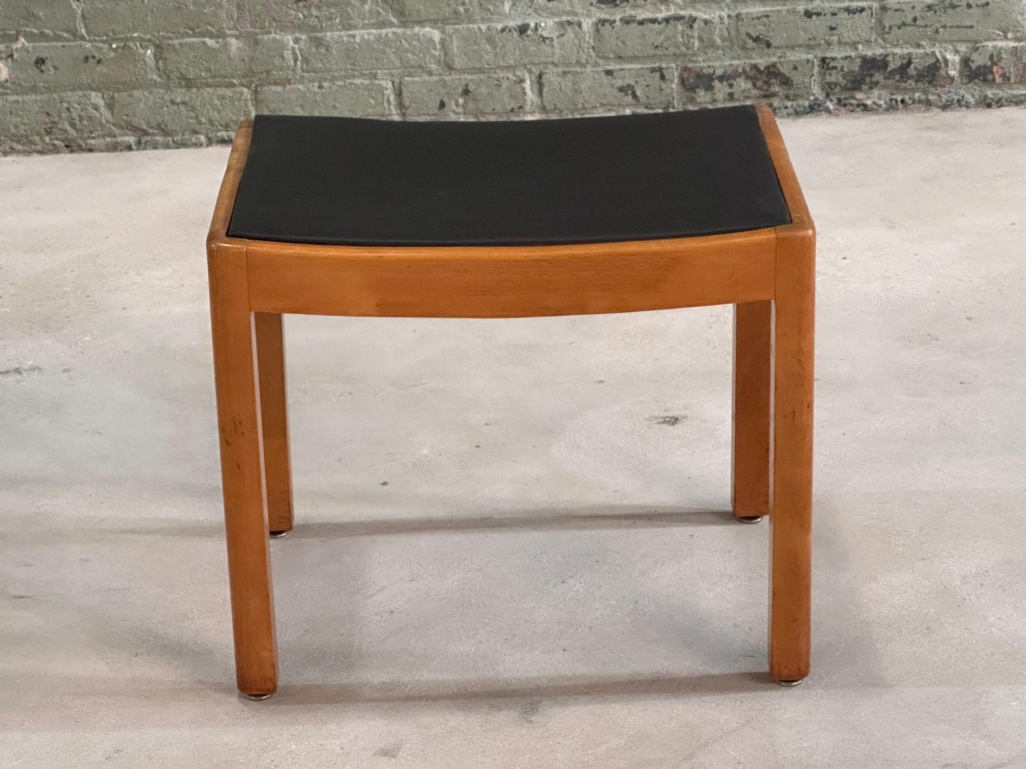 1930s French Art Deco Stool In Good Condition For Sale In Chicago, IL