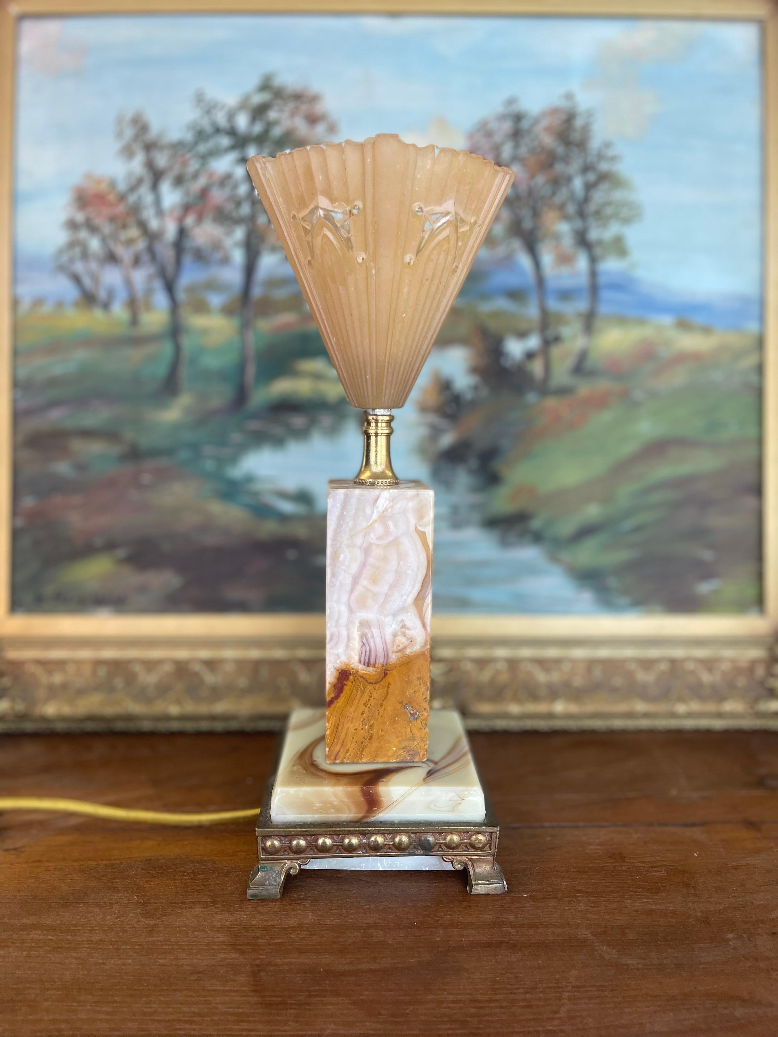 1930s French Art Deco Style Table Lamp with Molded Peach Glass Fan Shade In Good Condition For Sale In Seattle, WA