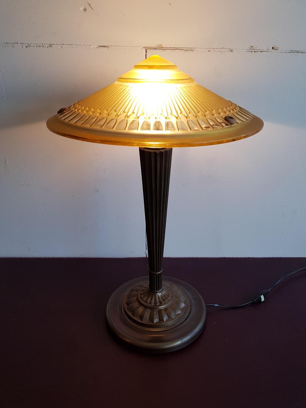 Bronze 1930s French Art Deco Table or Desk Lamp with Colored Glass Shade