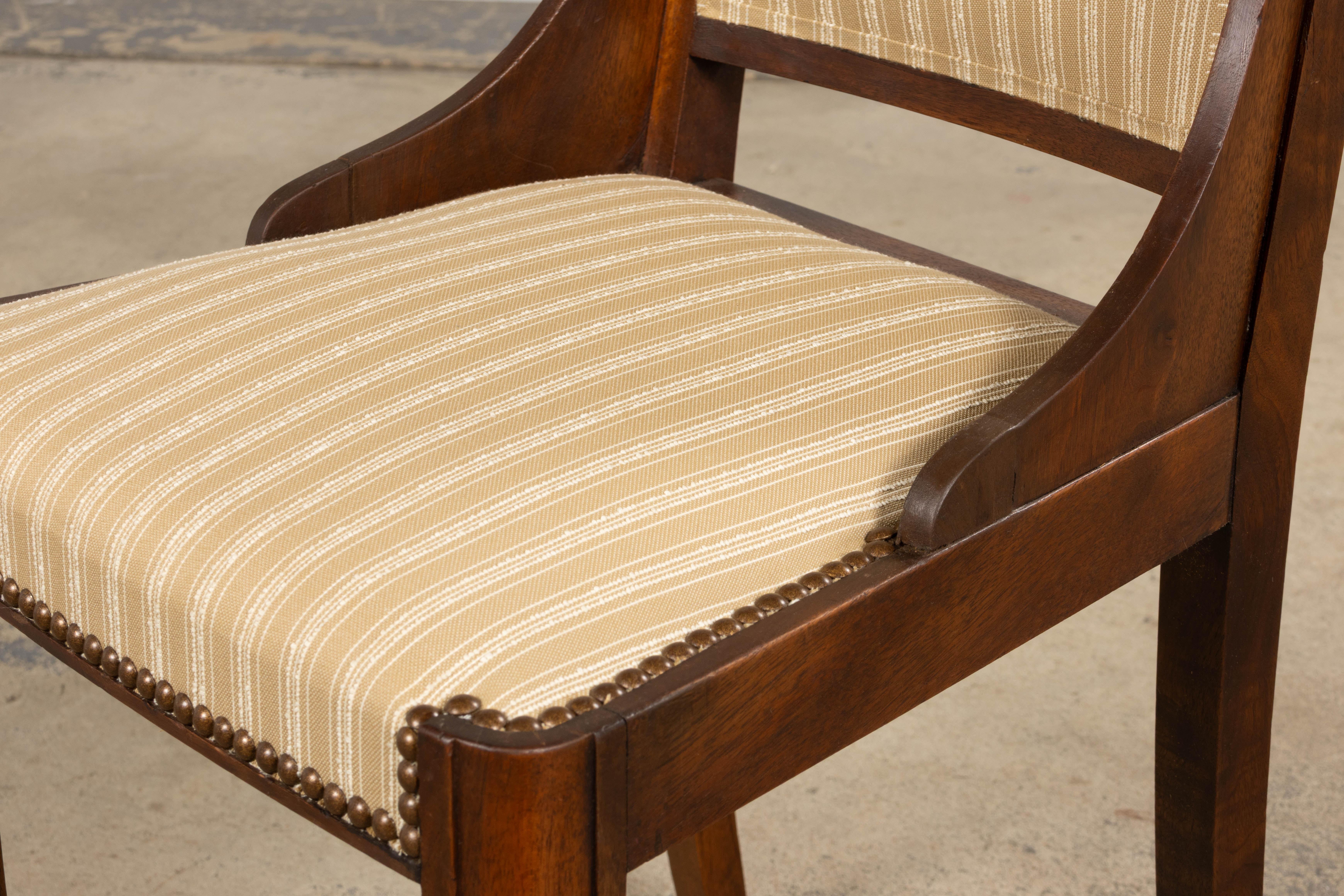 Sedie da pranzo in noce Art Deco francese degli anni '30 a righe beige - Set di 6 in vendita 9