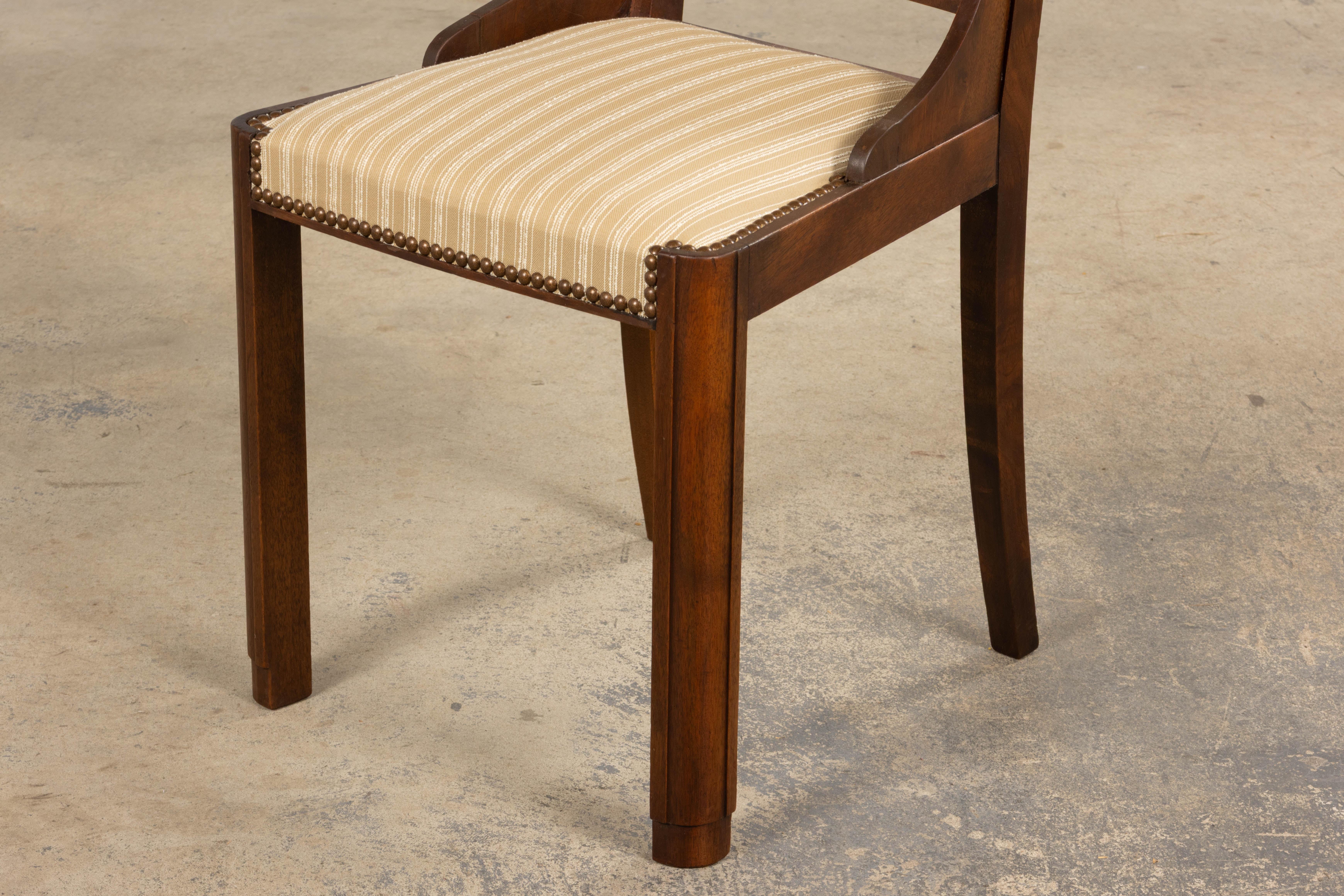 Sedie da pranzo in noce Art Deco francese degli anni '30 a righe beige - Set di 6 in vendita 10