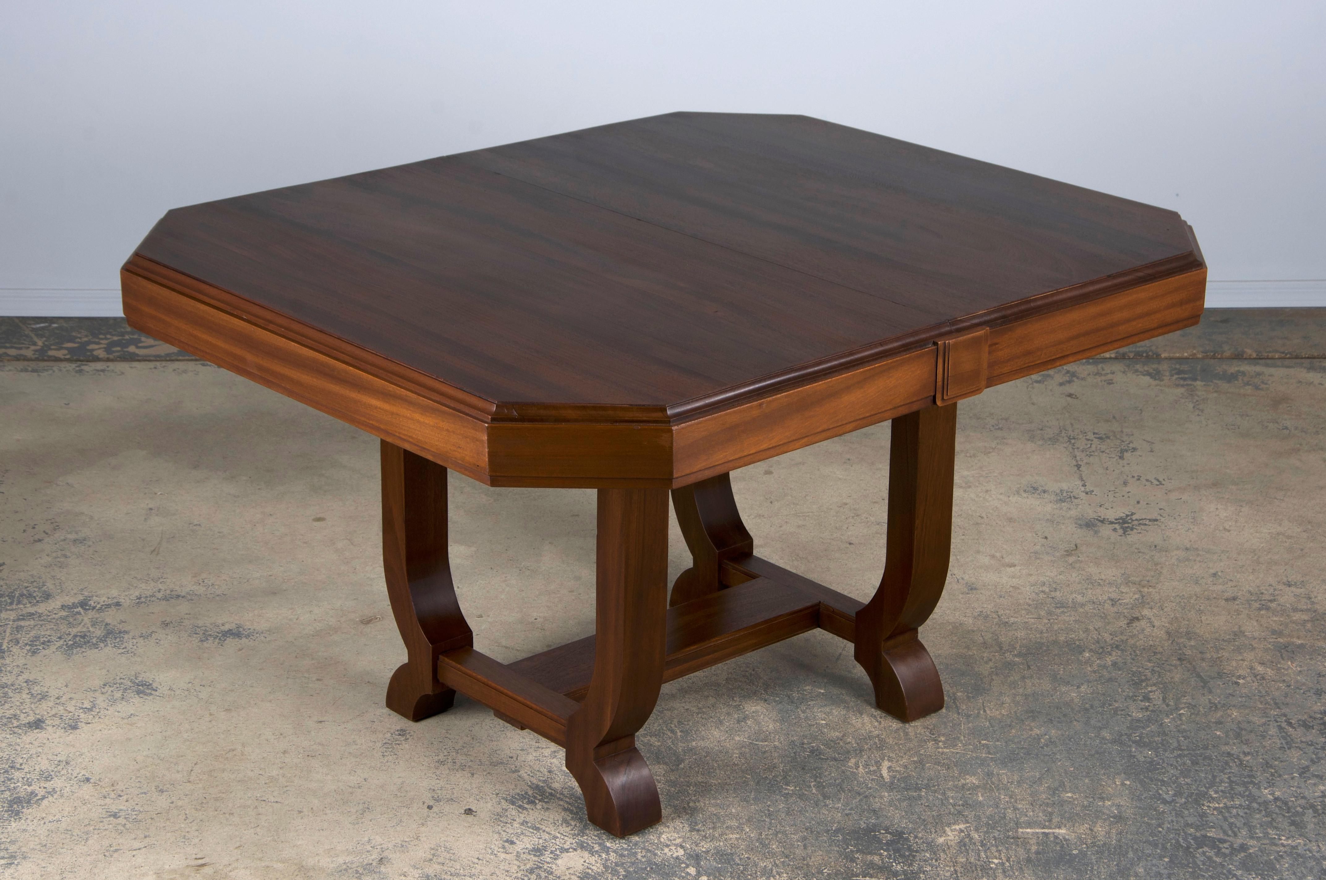 1930s French Art Deco Walnut Dining Table 5