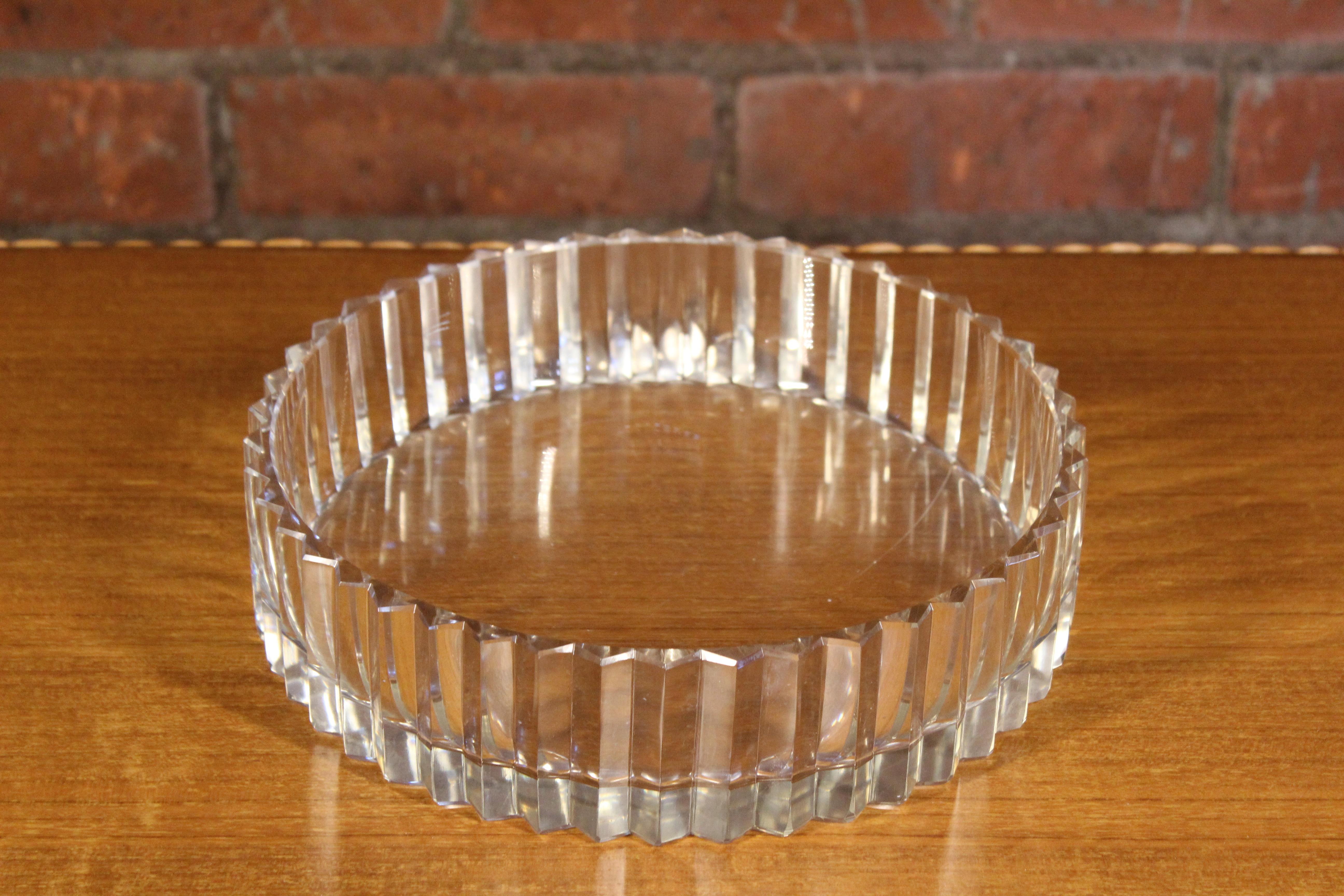 1930, coupe en verre en cristal de Baccarat.