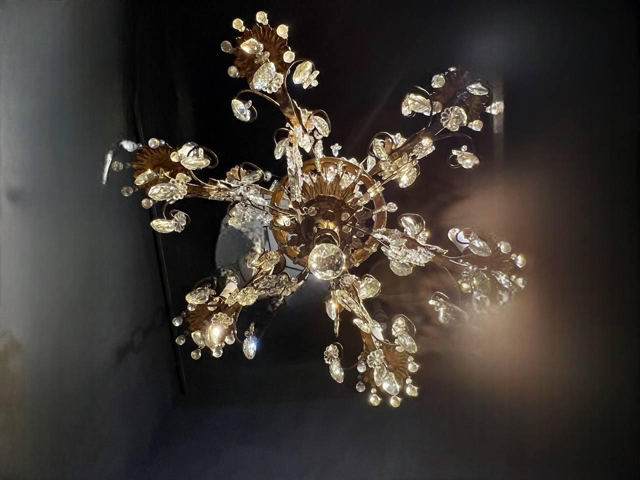 1930's French Bagues Crystal Chandelier with 6 Lights For Sale 4