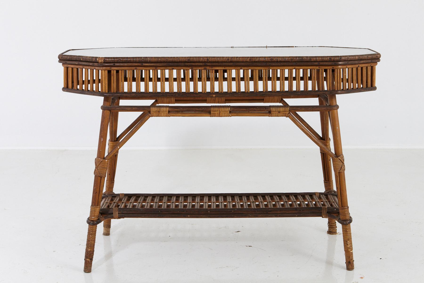 1930s French Bamboo and Wicker Console Table with Glass Top and Second Tier In Good Condition In Aramits, Nouvelle-Aquitaine