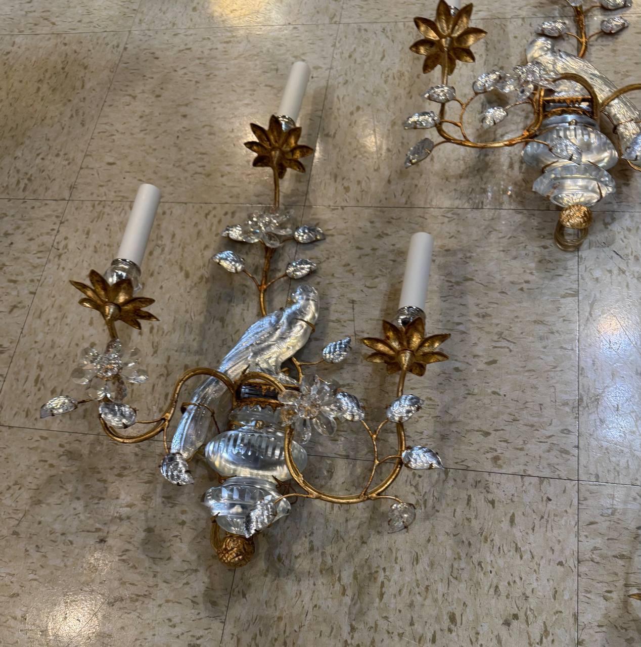 Apliques de pájaros franceses de 1930 3 Luces en Bueno estado para la venta en New York, NY