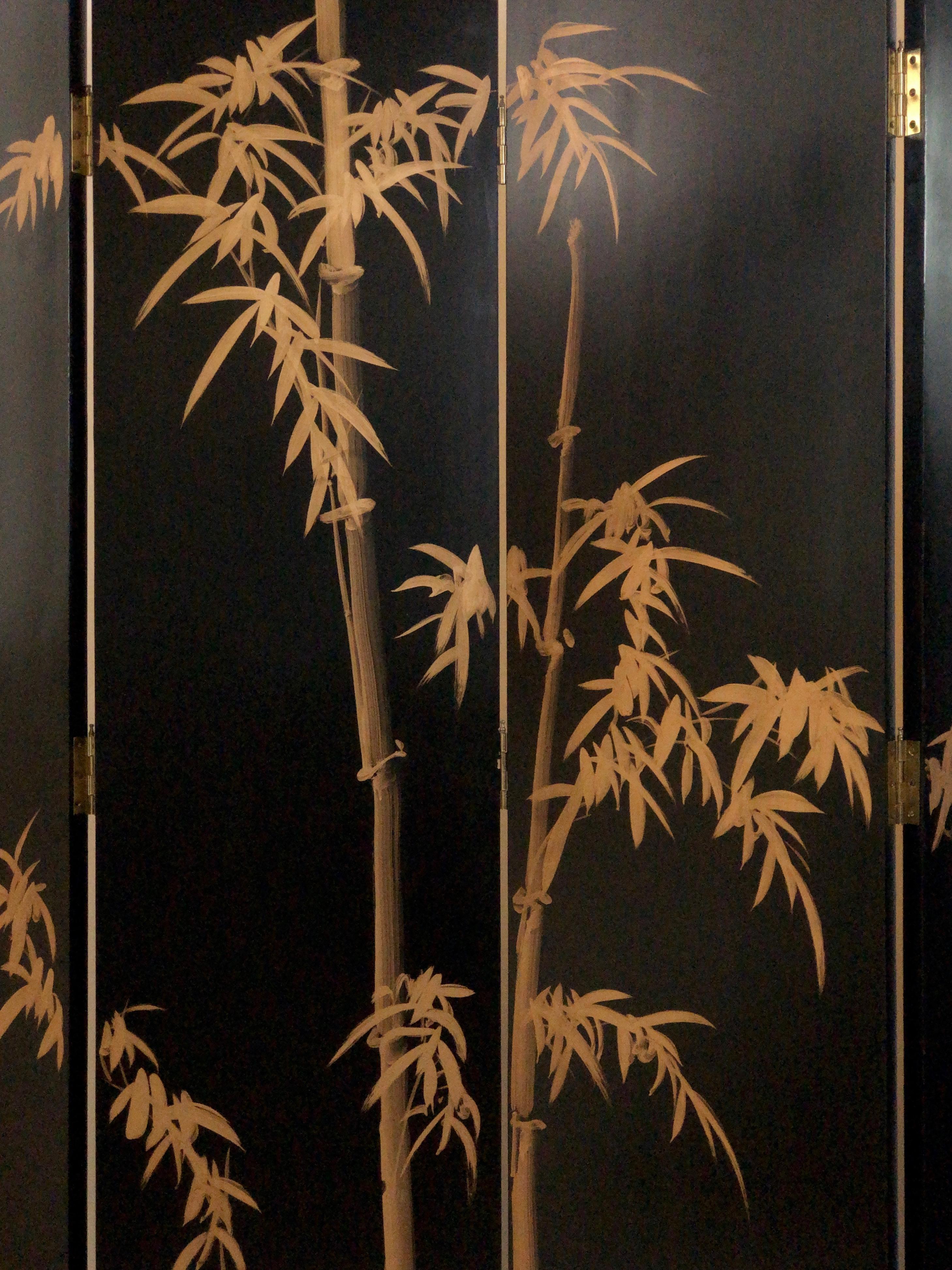 20th Century 1930s French Black and Golden Paravent Room Divider Screen with Waterfowl Motive For Sale