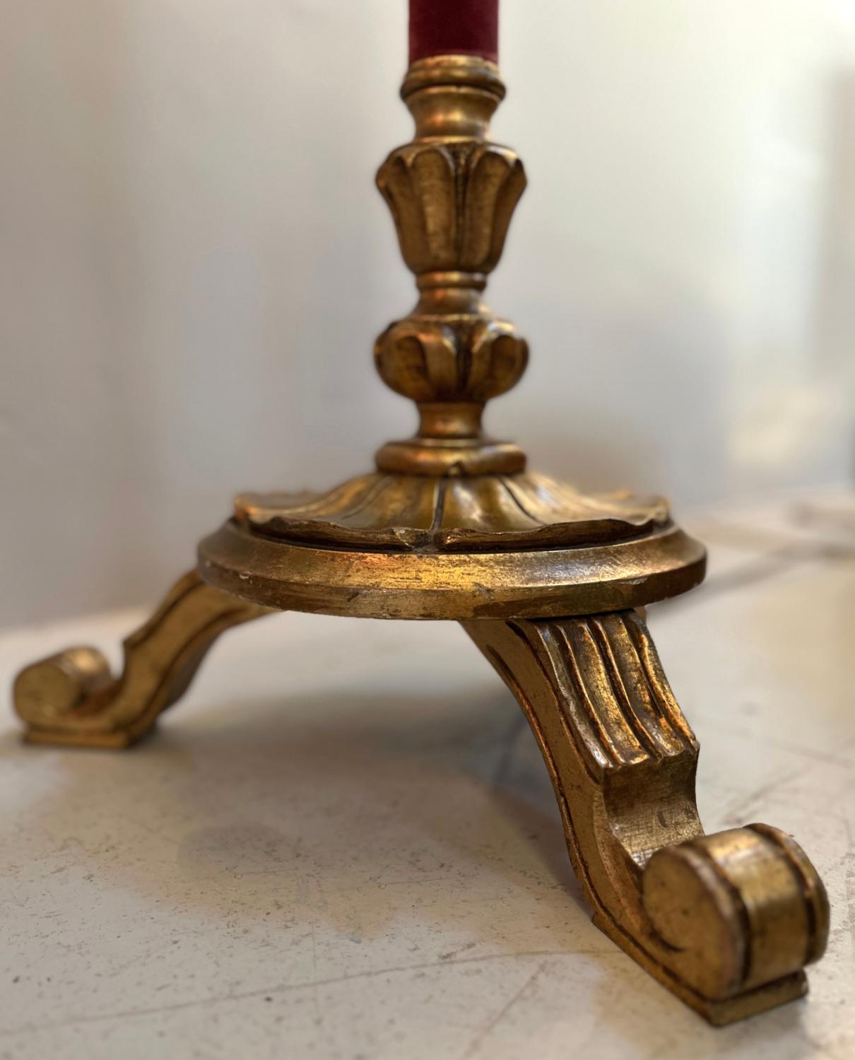Lampada da terra francese Boudoir del 1930 in legno dorato con frange e nappe, lampada da terra standard barocca in vendita 6