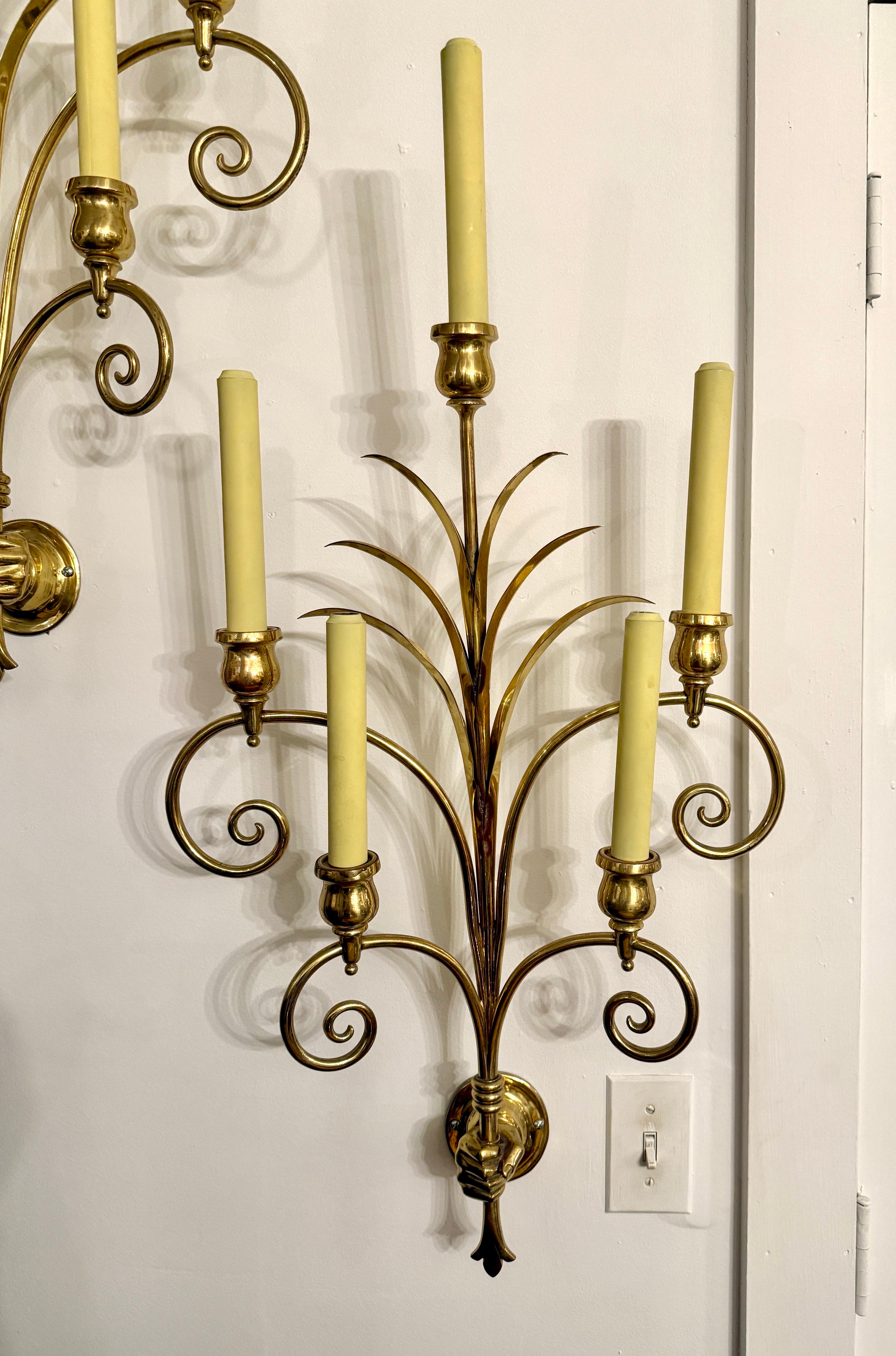 Sconcese francesi a candelabro degli anni '30 in ottone, COPPIA in vendita 4