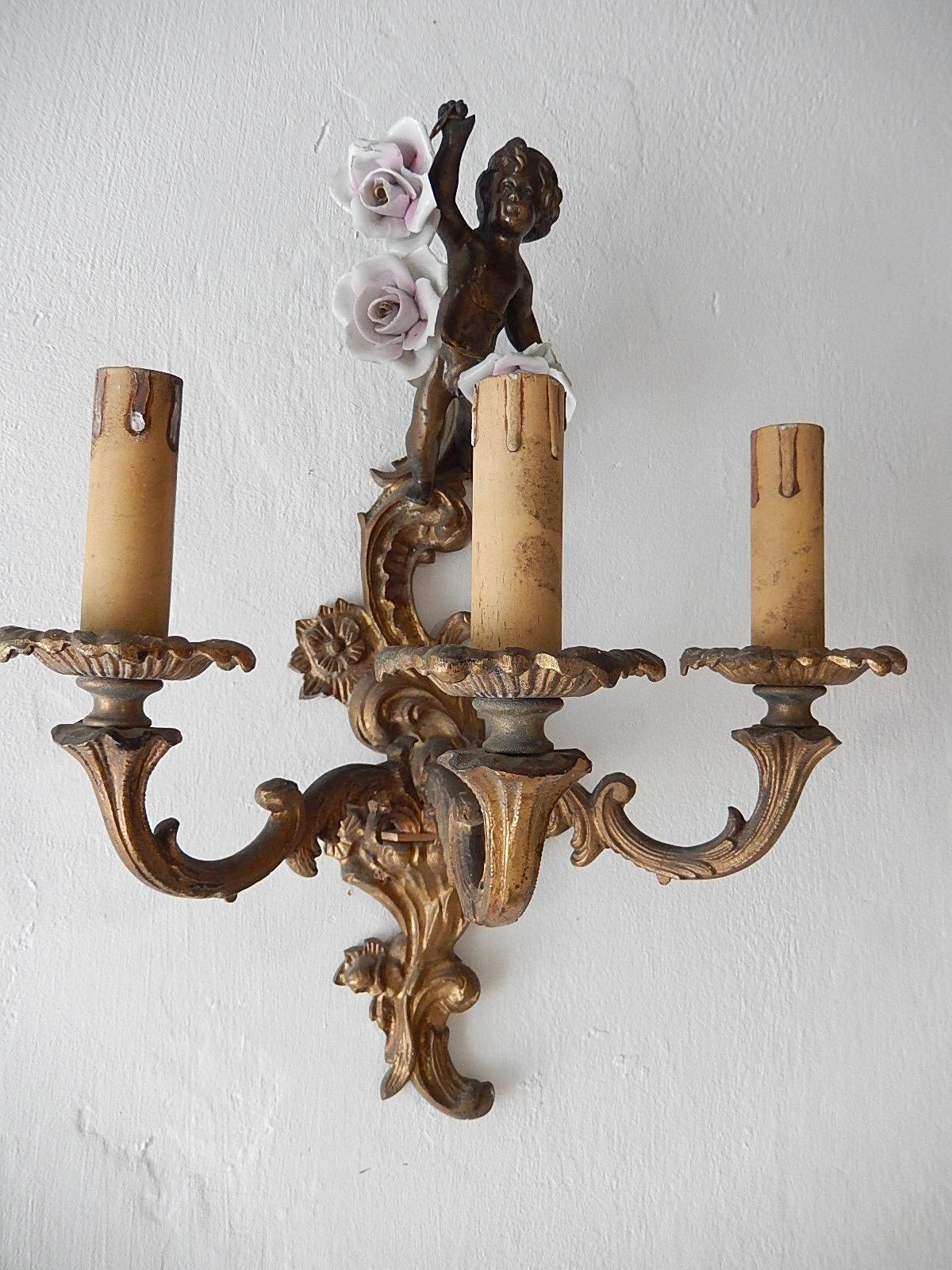 1930s French Cast Bronze Cherub Bows and Porcelain Roses Sconces 3