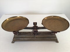 1930s French cast iron and brass balance scale