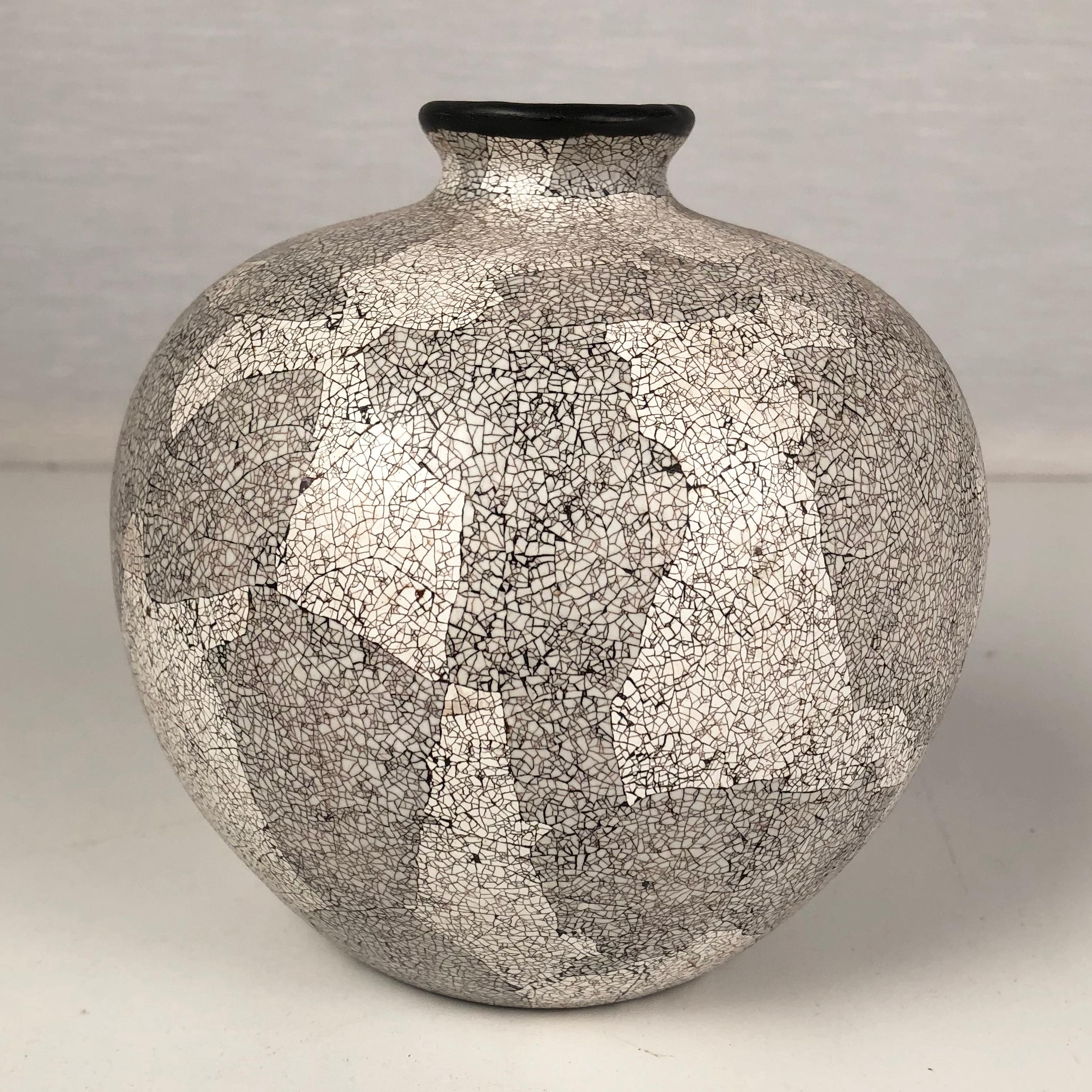 1930's French Eggshell Lacquered Vase 2
