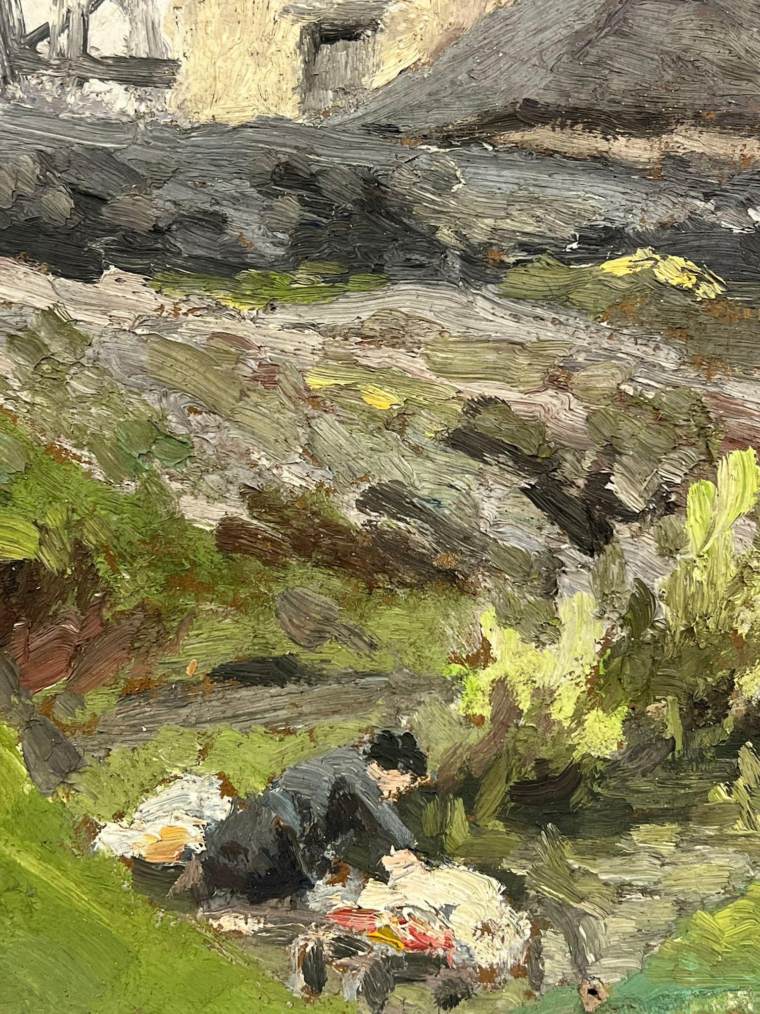 Figure laveuse dans un ruisseau campagnard à côté d'un bâtiment industriel, huile signée française en vente 1