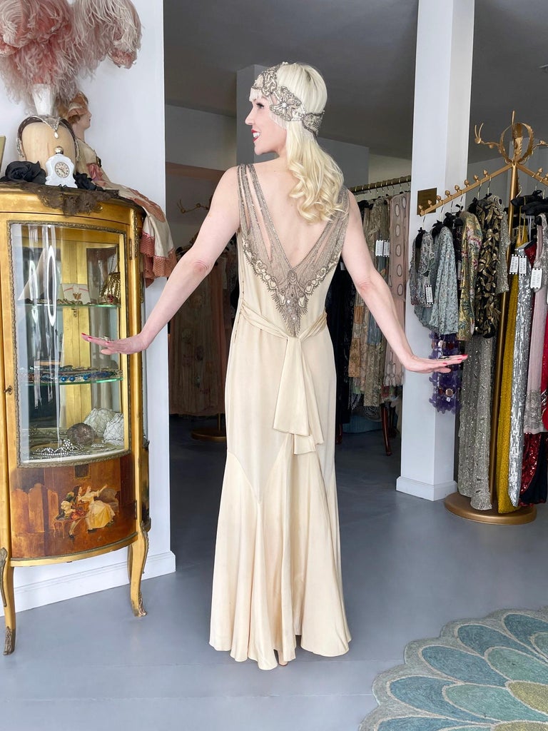 1930s cocktail dress M-8476 The clean lines and classic silhouette make this dress a versatile choice for various semi 1930s Evening Dress Gold 1930's