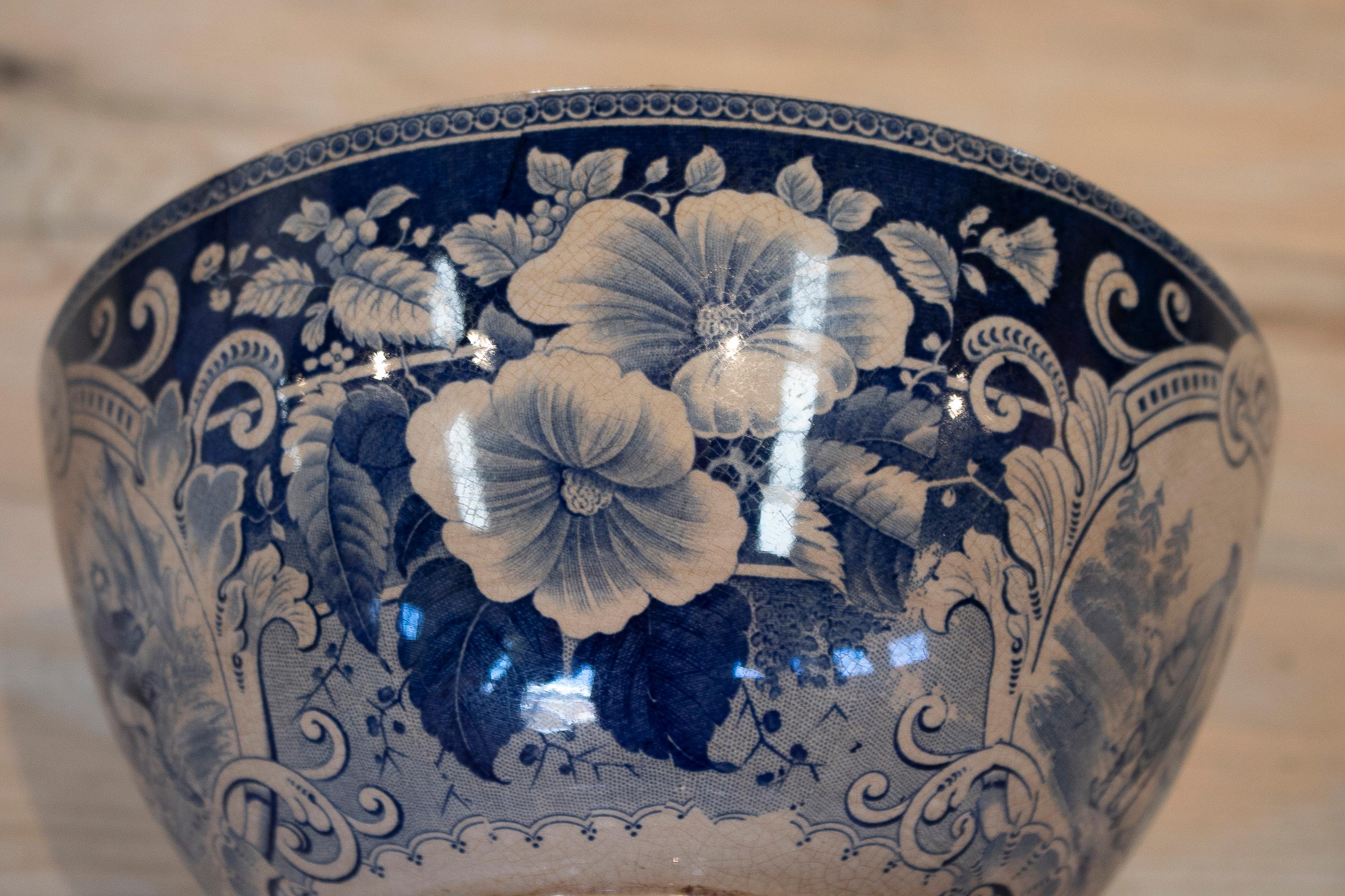 1930s French Lebeuf Milliet White & Cobalt Blue Porcelain Dish w/ Hunting Scene 8