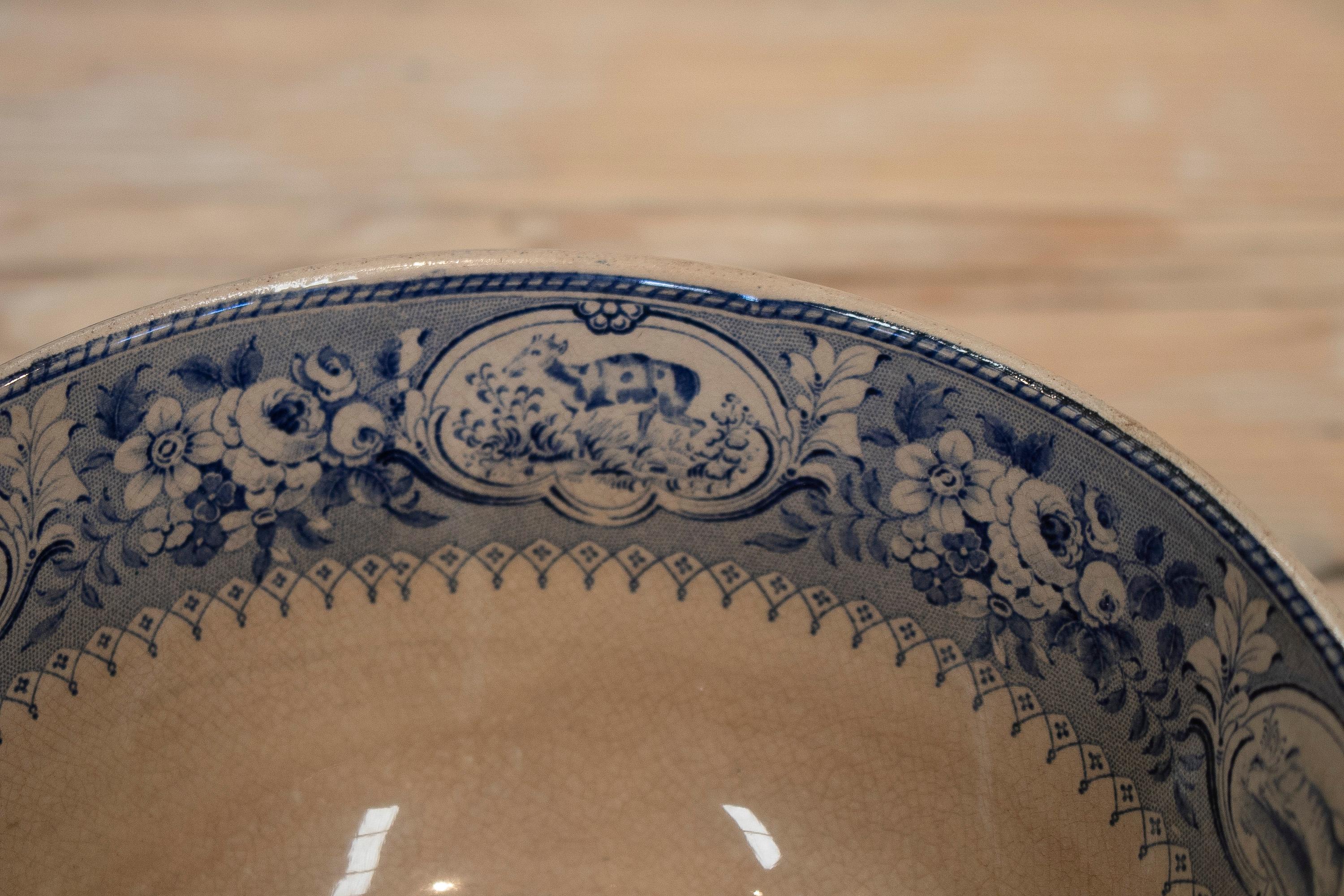 1930s French Lebeuf Milliet White & Cobalt Blue Porcelain Dish w/ Hunting Scene 5