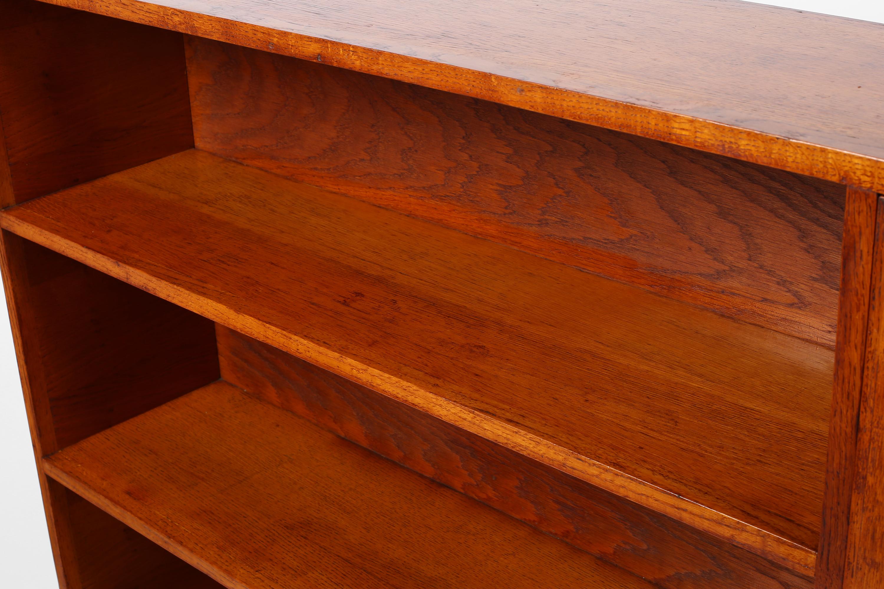 1930s French Modernist Oak Bookcase For Sale 5