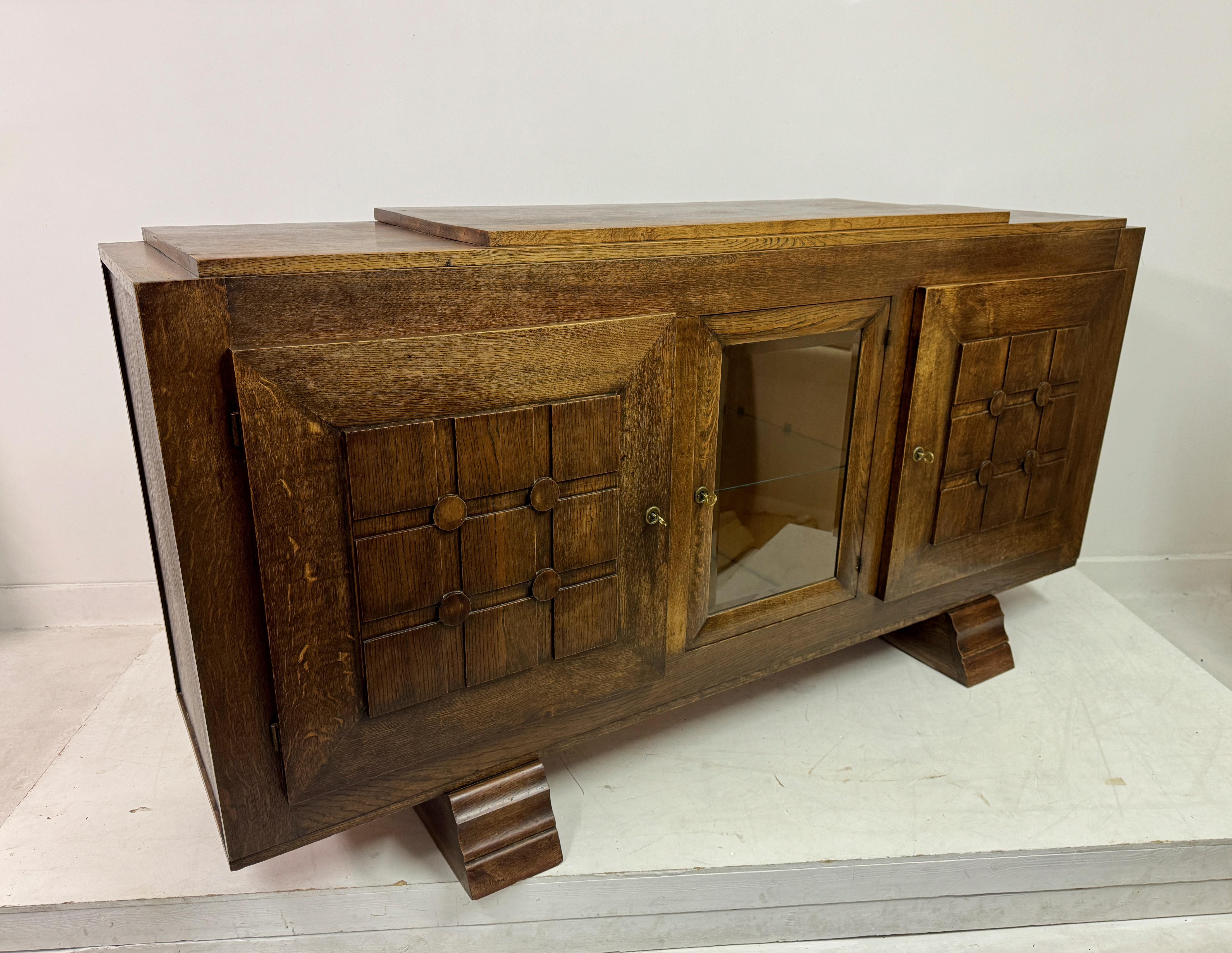 1930s French Oak Sideboard By Gaston Poisson For Sale 7