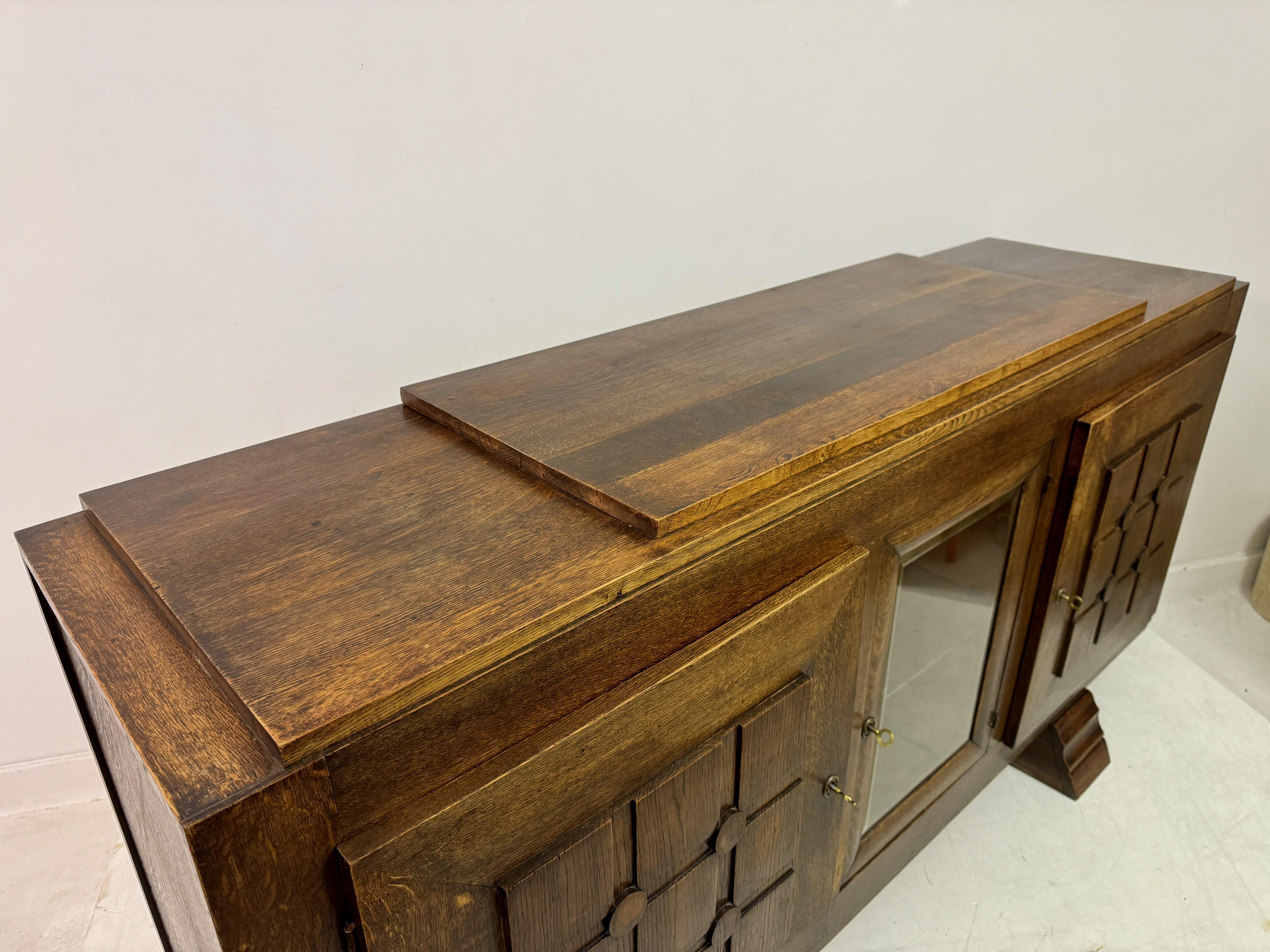 1930s French Oak Sideboard By Gaston Poisson For Sale 8
