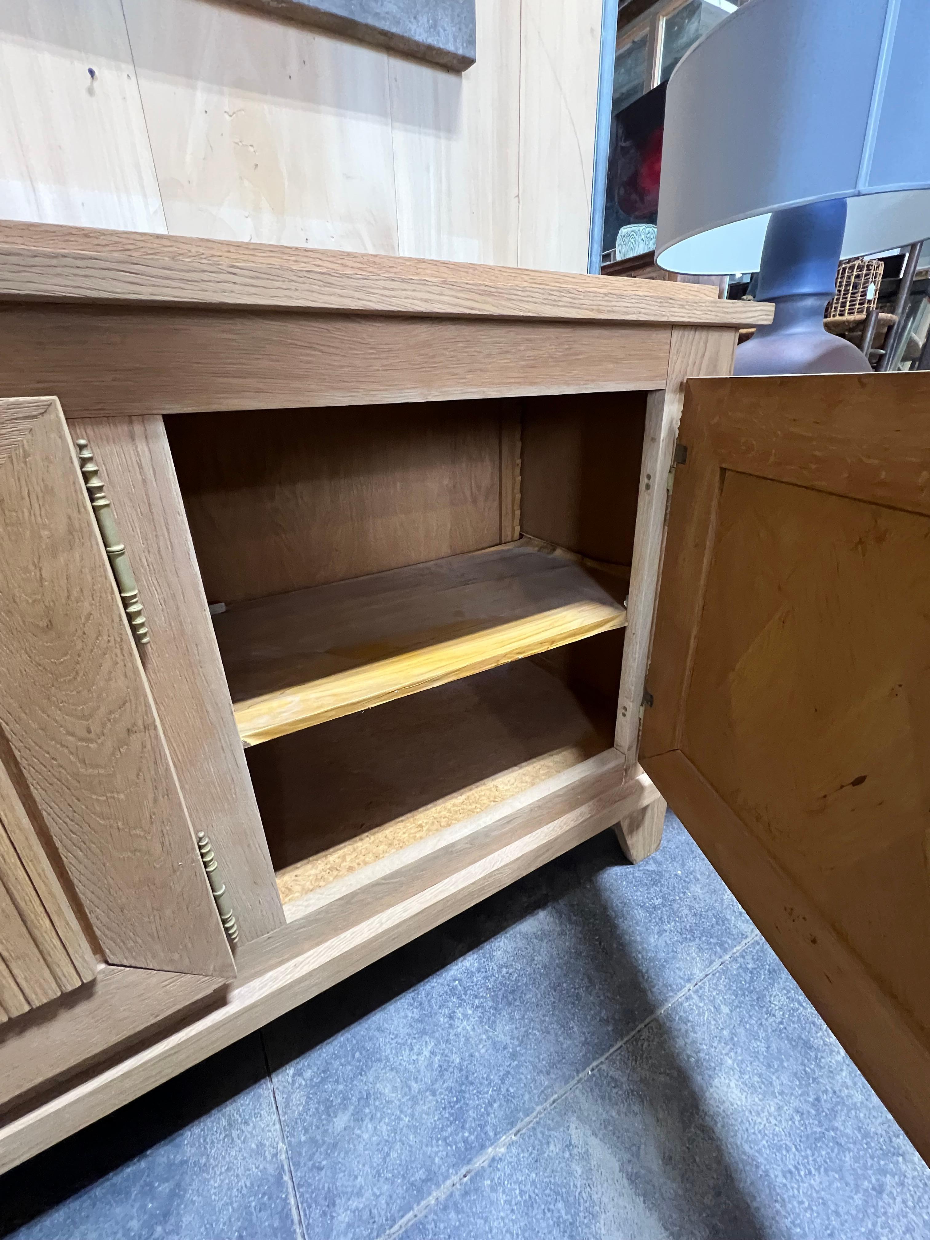 Metà XX secolo Credenza francese in Oak del 1930 in vendita