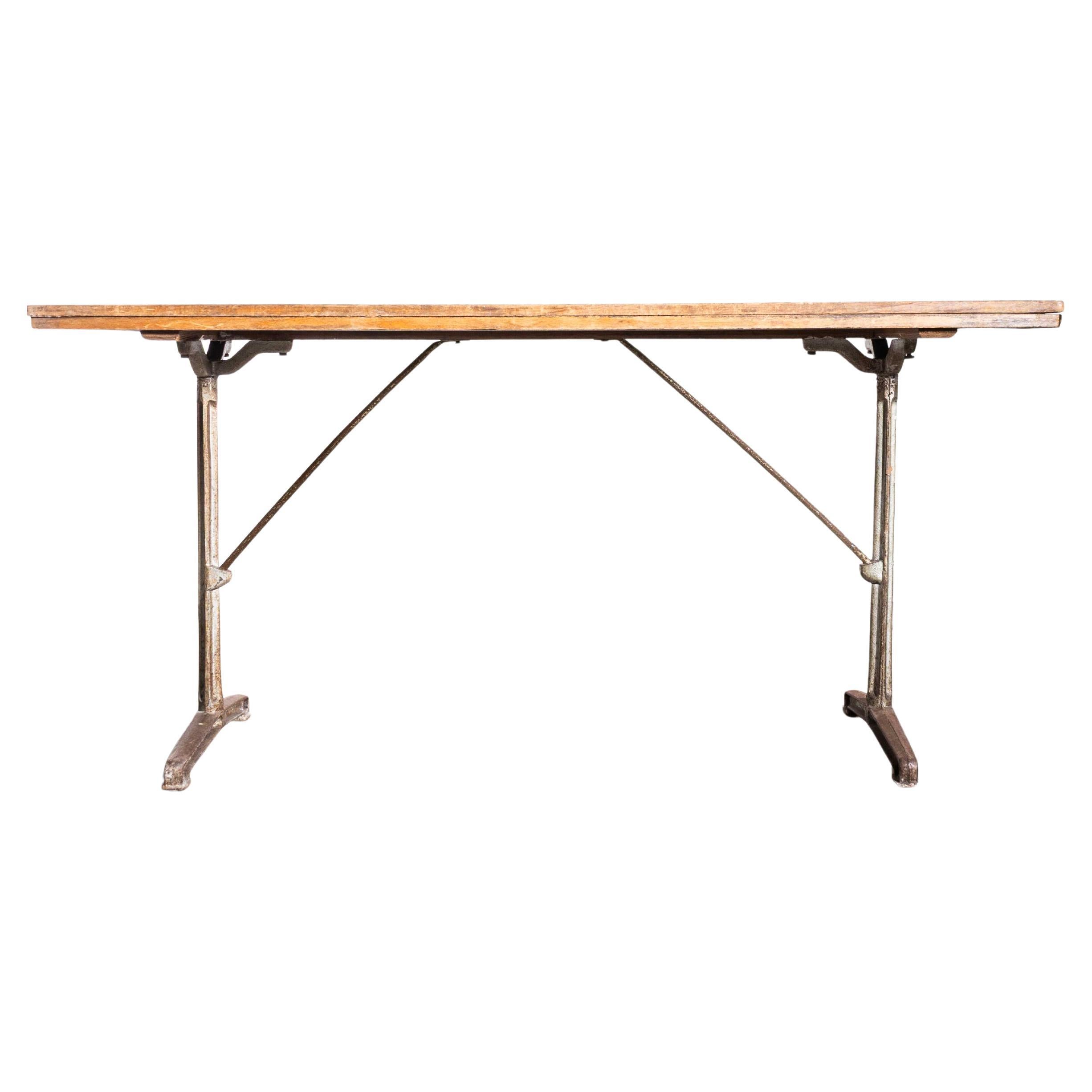 Tavolo da pranzo originale francese del 1930 con base in fusione Fischel (3585)