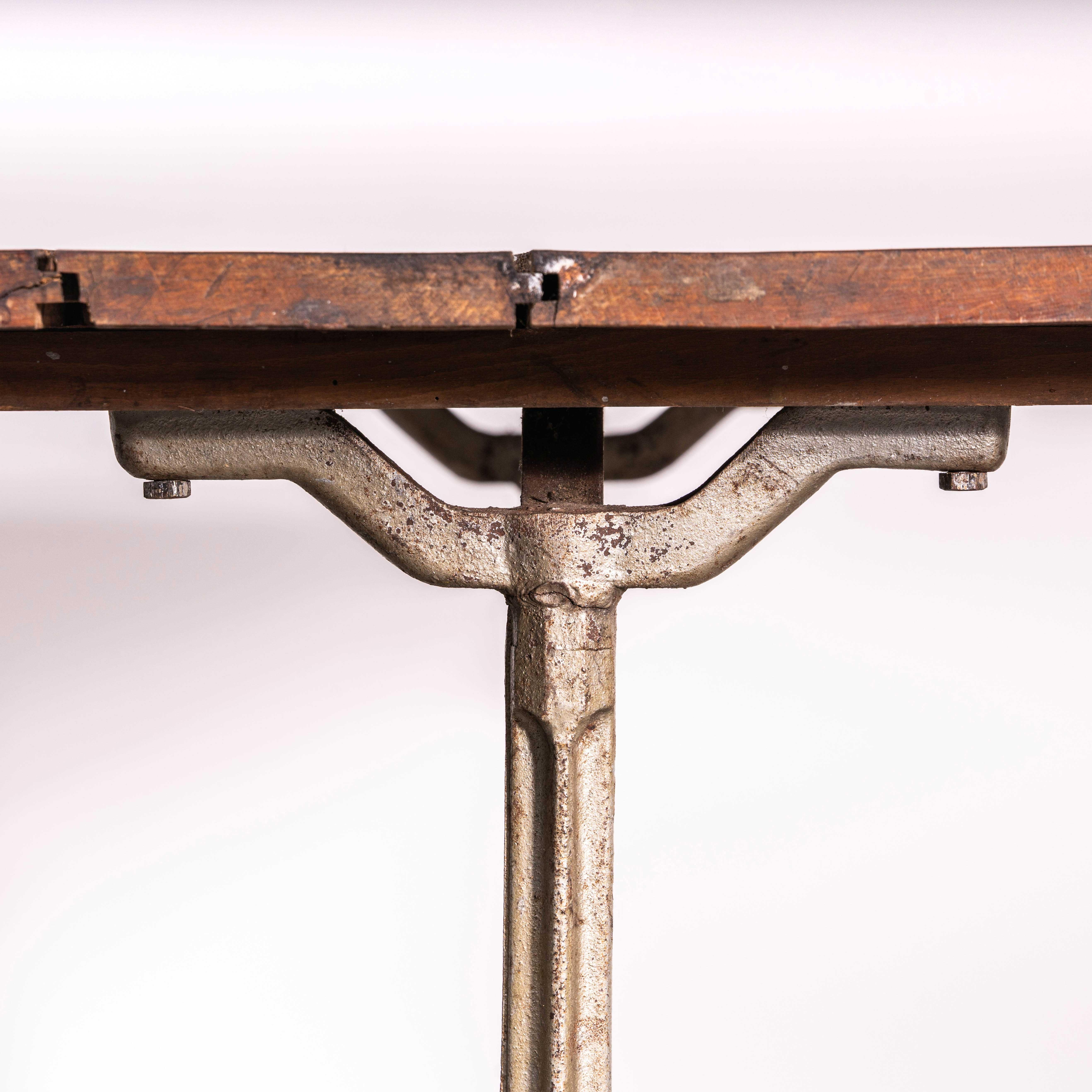 1930's French Original Cast Base Small Dining Table (3581) In Good Condition For Sale In Hook, Hampshire