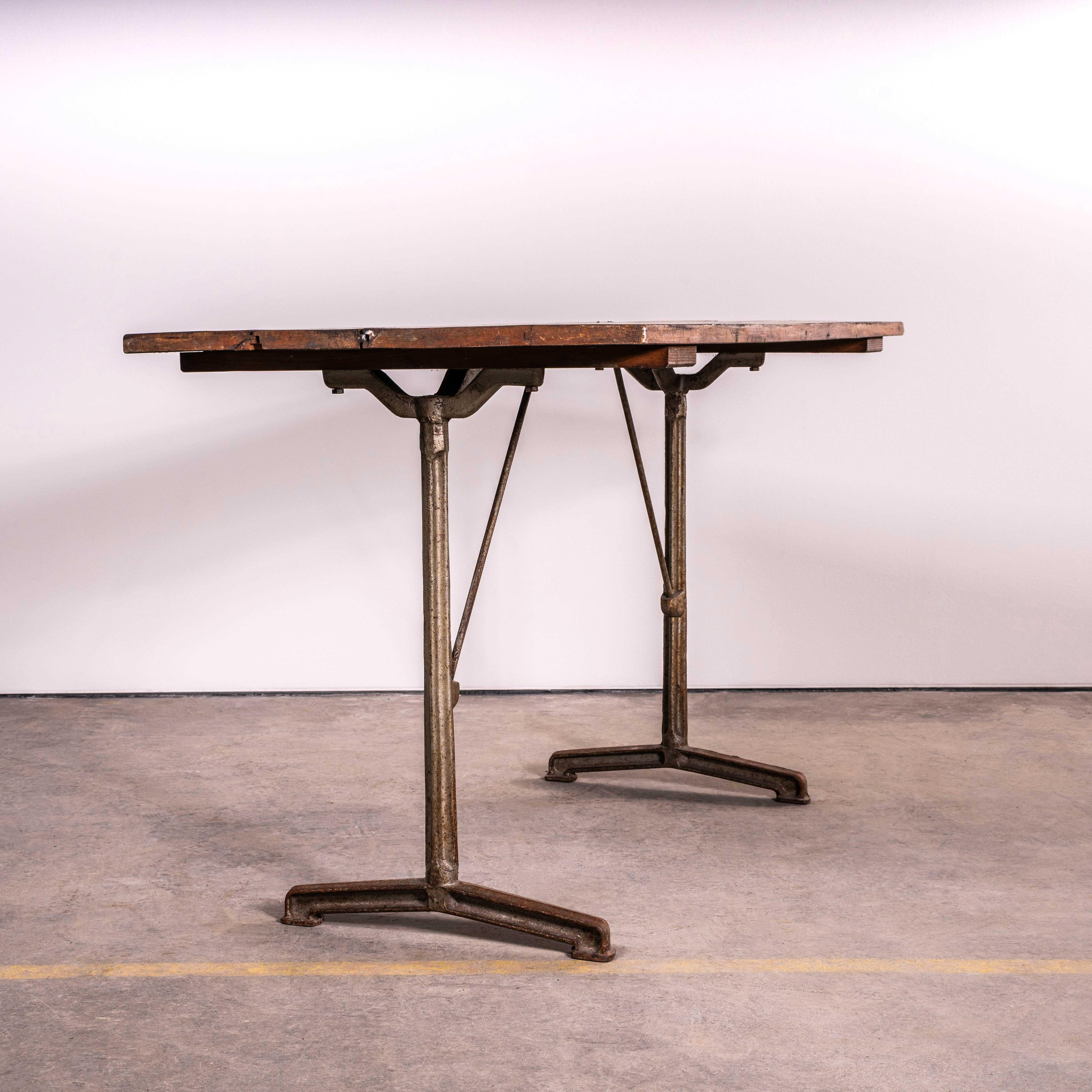 Early 20th Century 1930's French Original Cast Base Small Dining Table (3581) For Sale