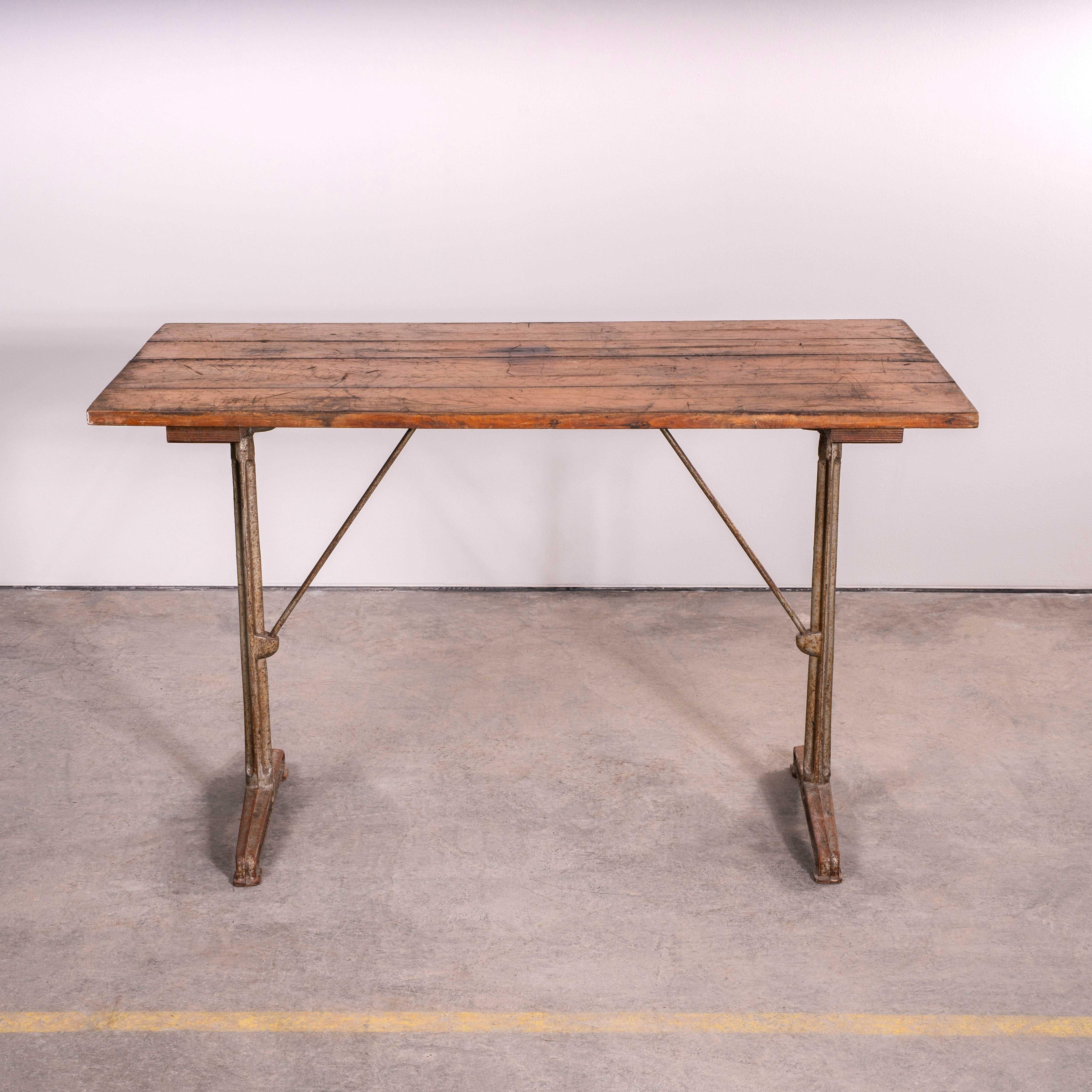 1930's French Original Cast Base Small Dining Table (3581) For Sale 3