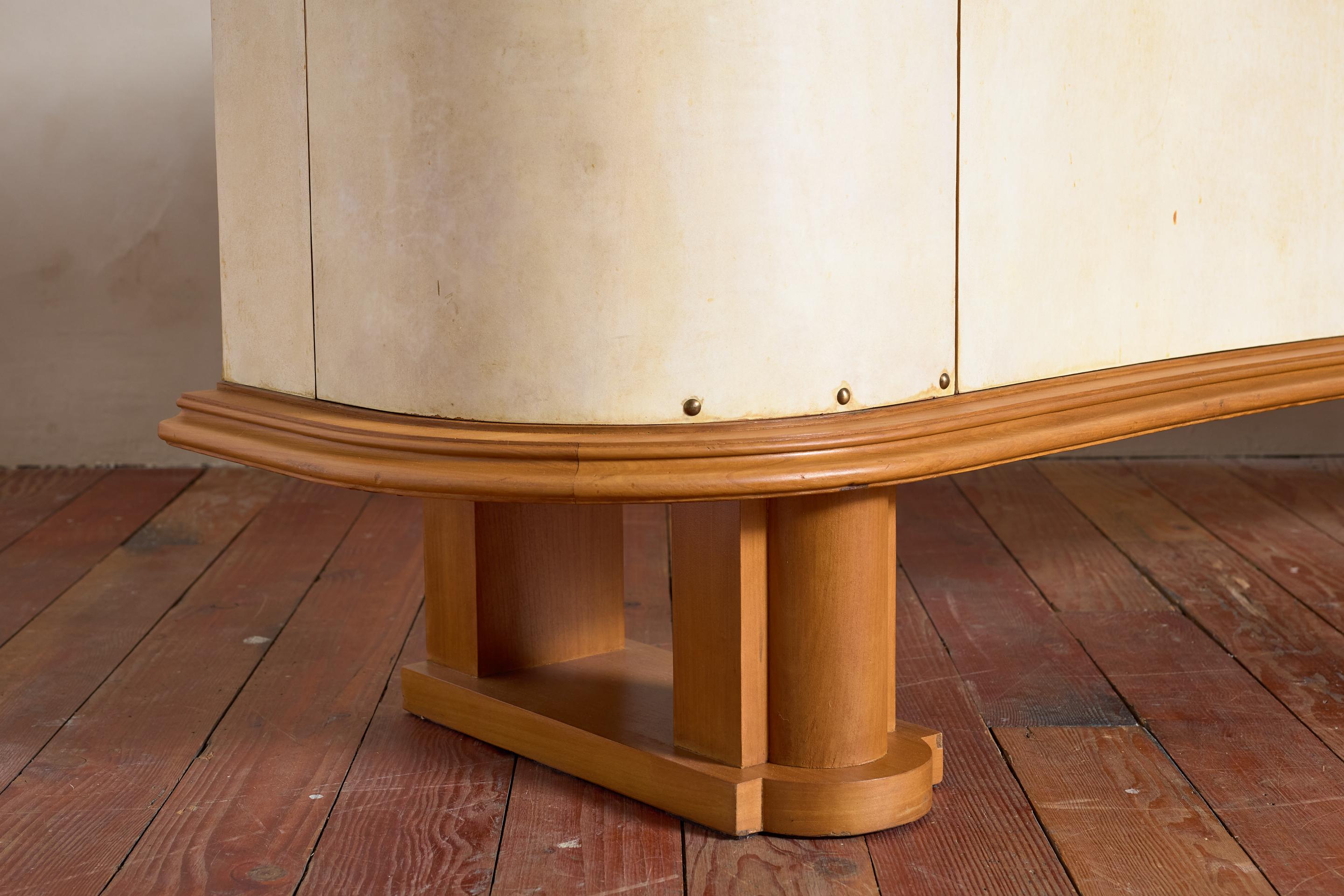 Metà XX secolo 1930's French Parchment Sideboard in vendita