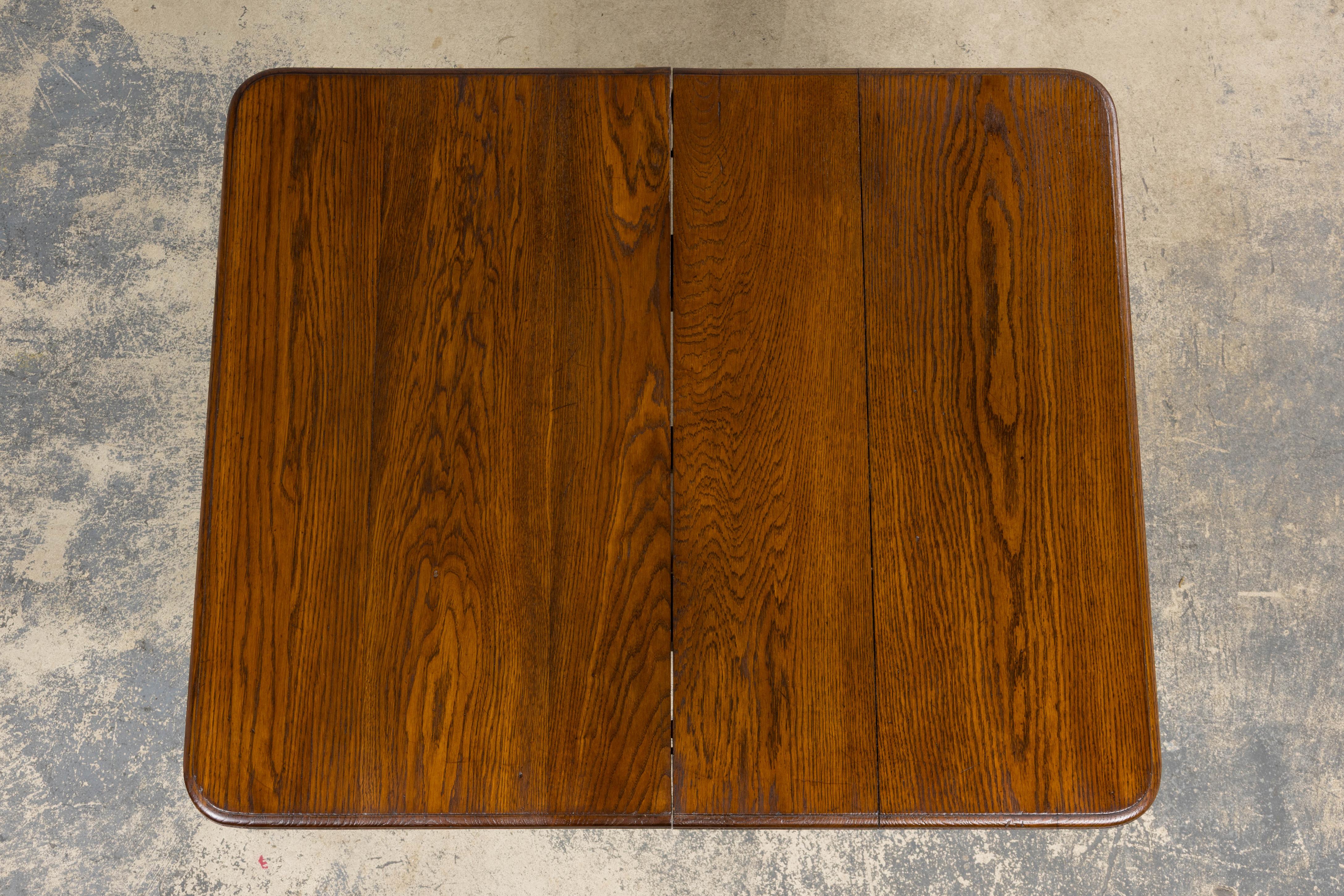 Hand-Crafted 1930s French Parisian Art Deco Oak Extendable Dining Table For Sale