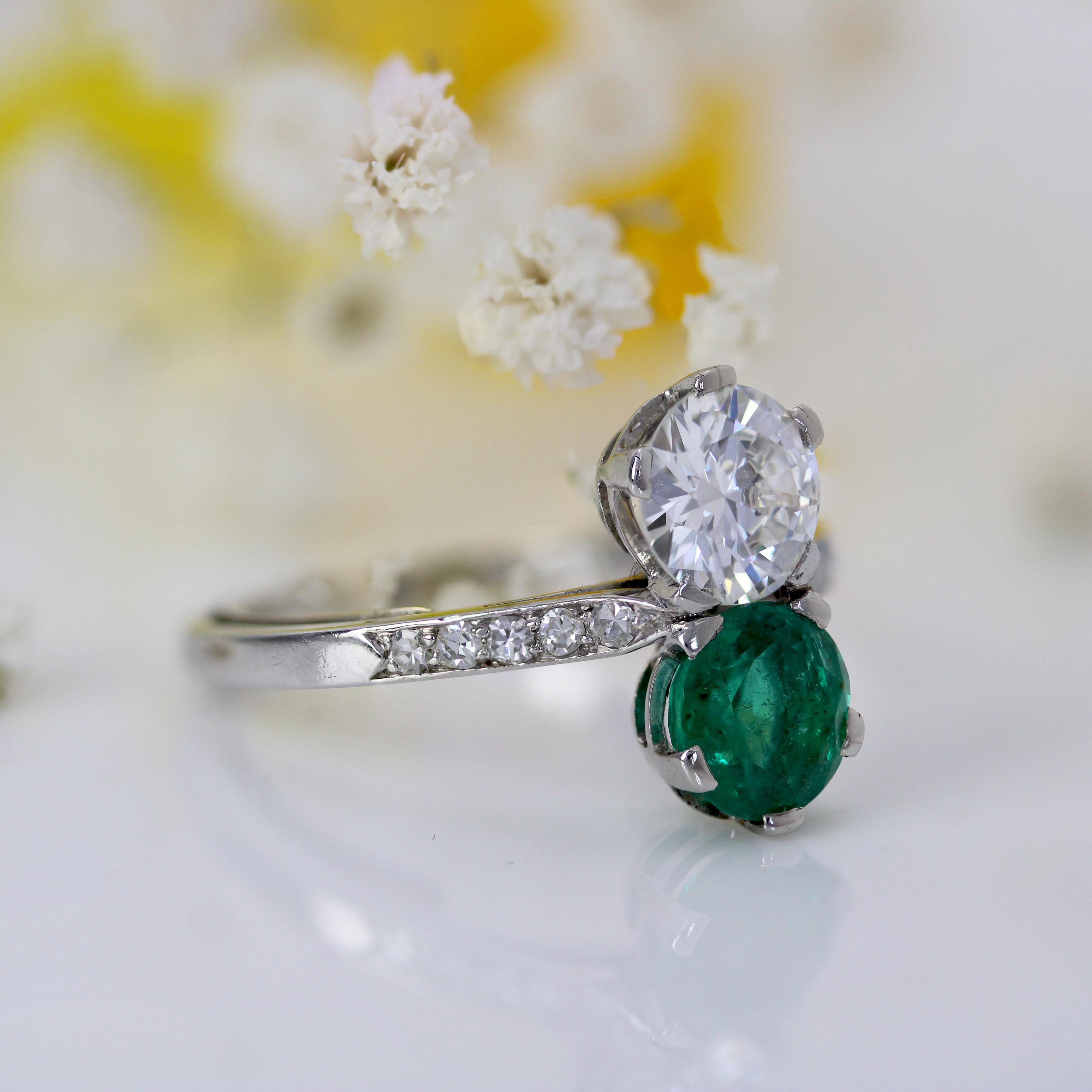1930s French Platinum Art Deco Emerald Diamond 