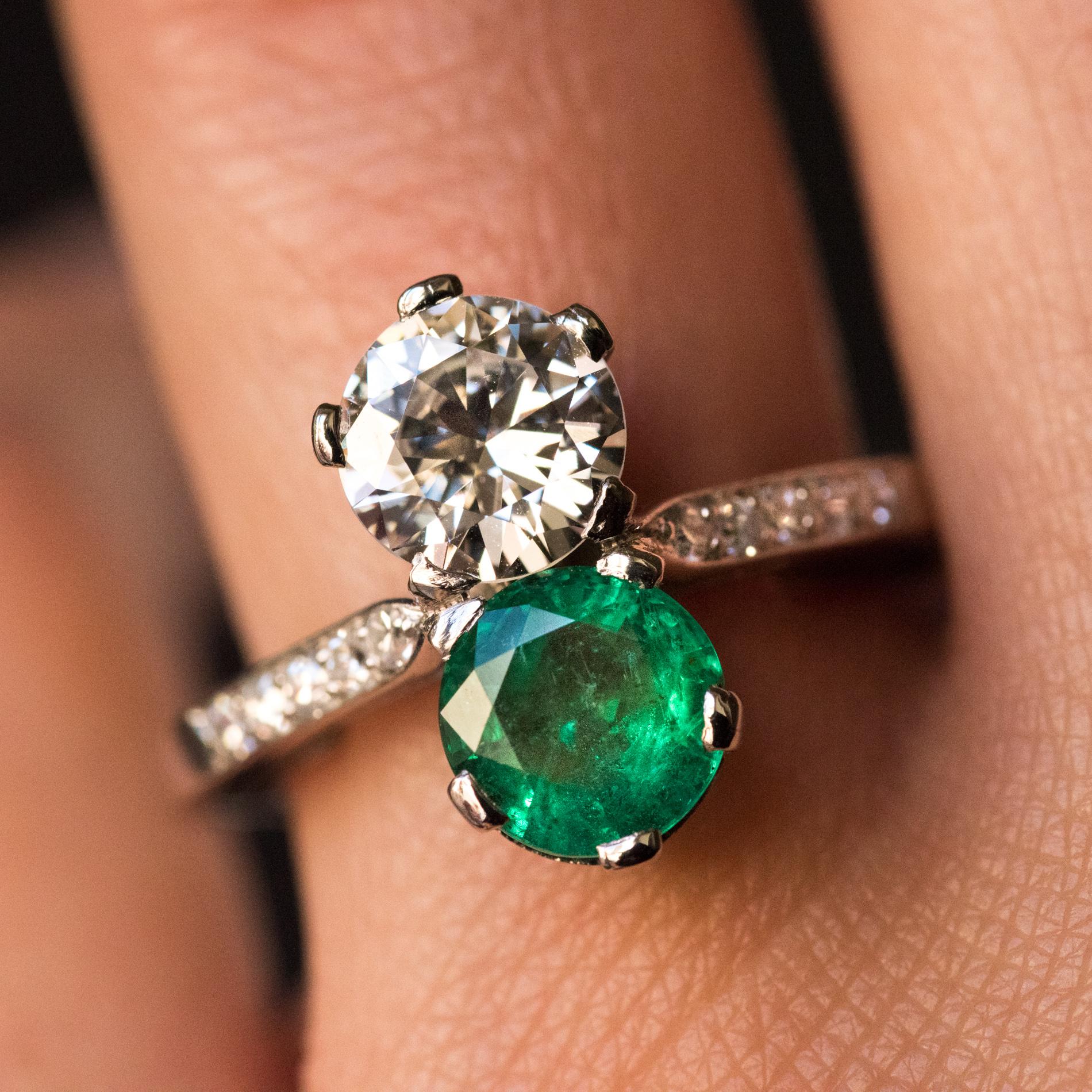 Brilliant Cut 1930s French Platinum Art Deco Emerald Diamond 