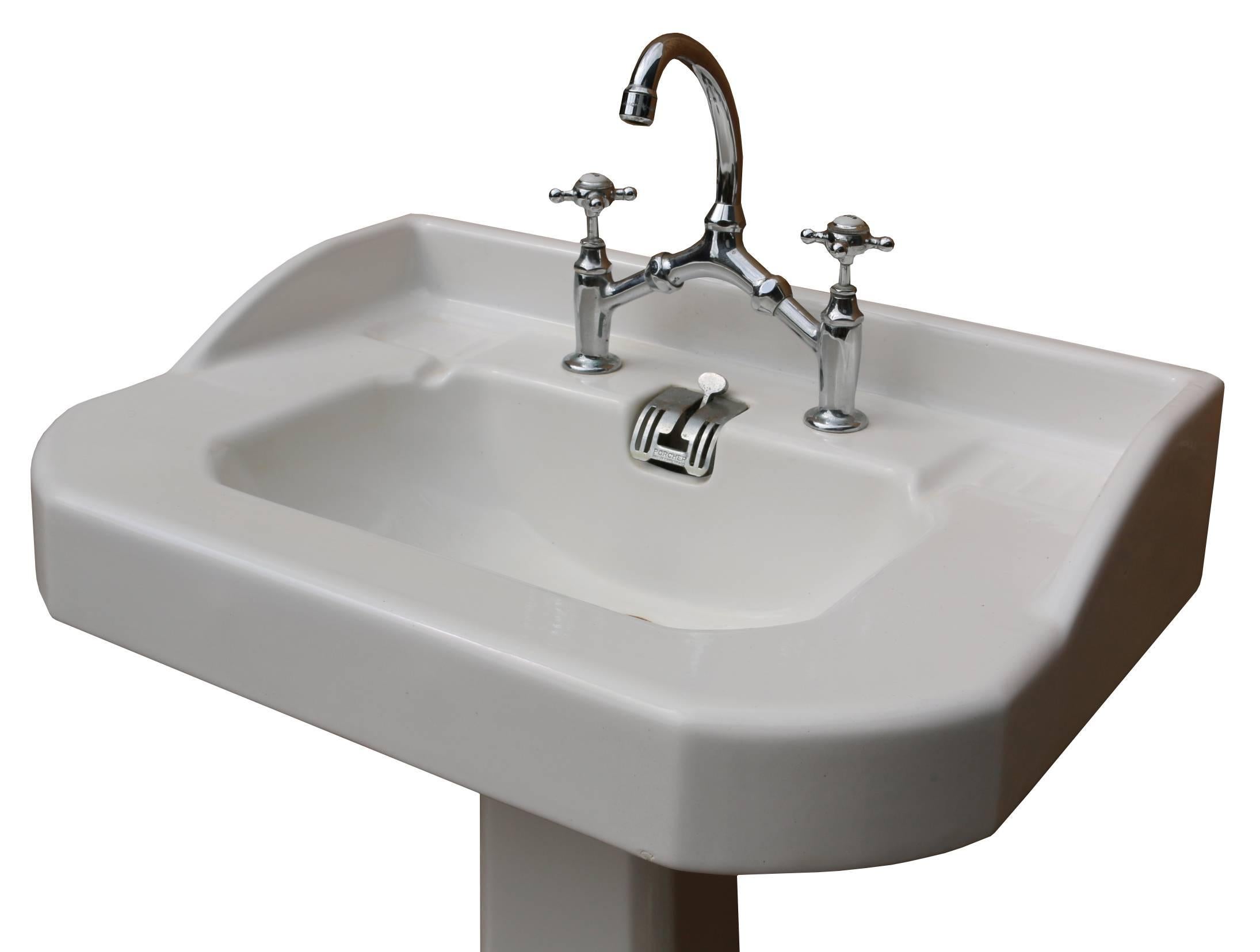 porcher pedestal sink