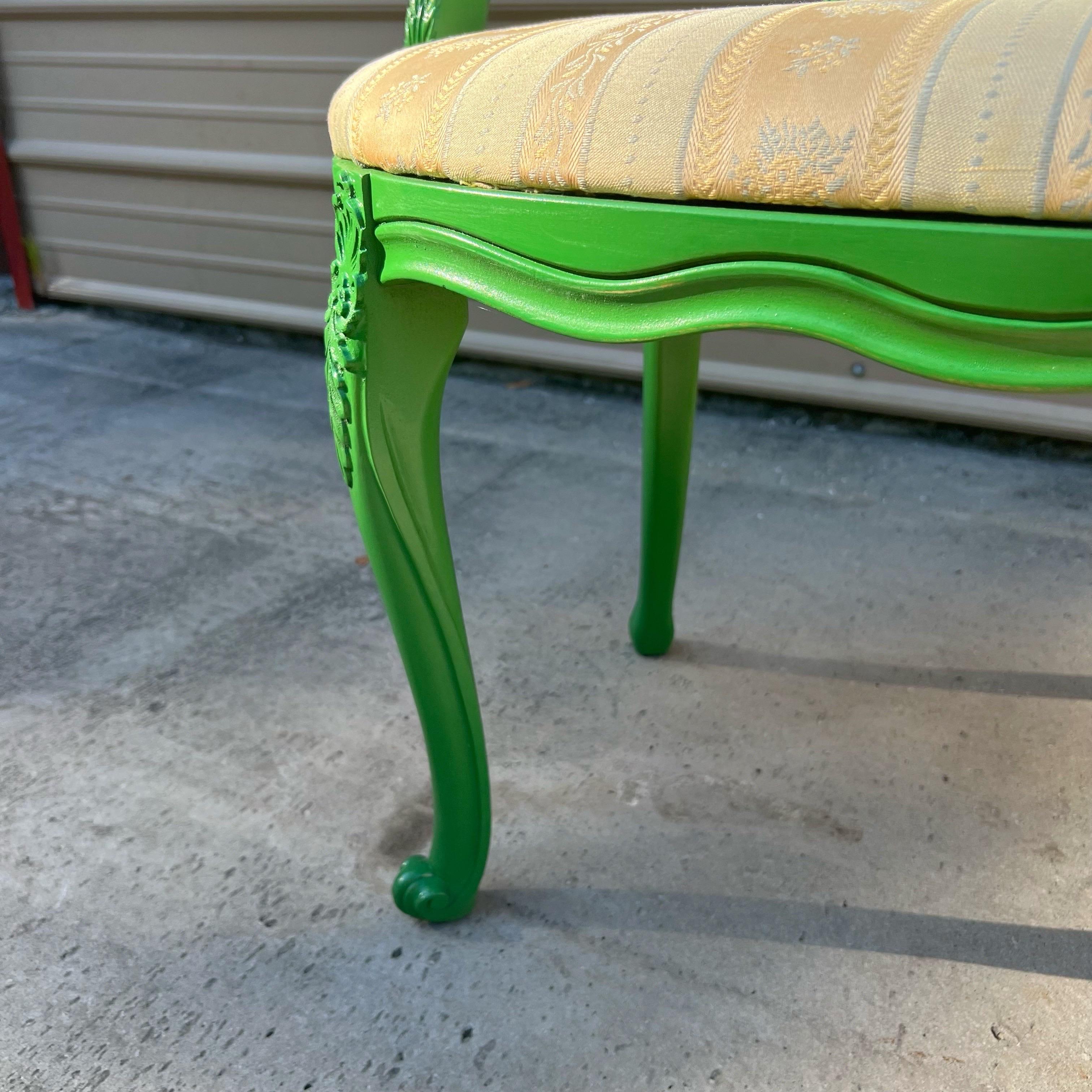 1930’s French Rococo Louis XV Style Lacquered Green Vanity Stool In Good Condition For Sale In Charleston, SC