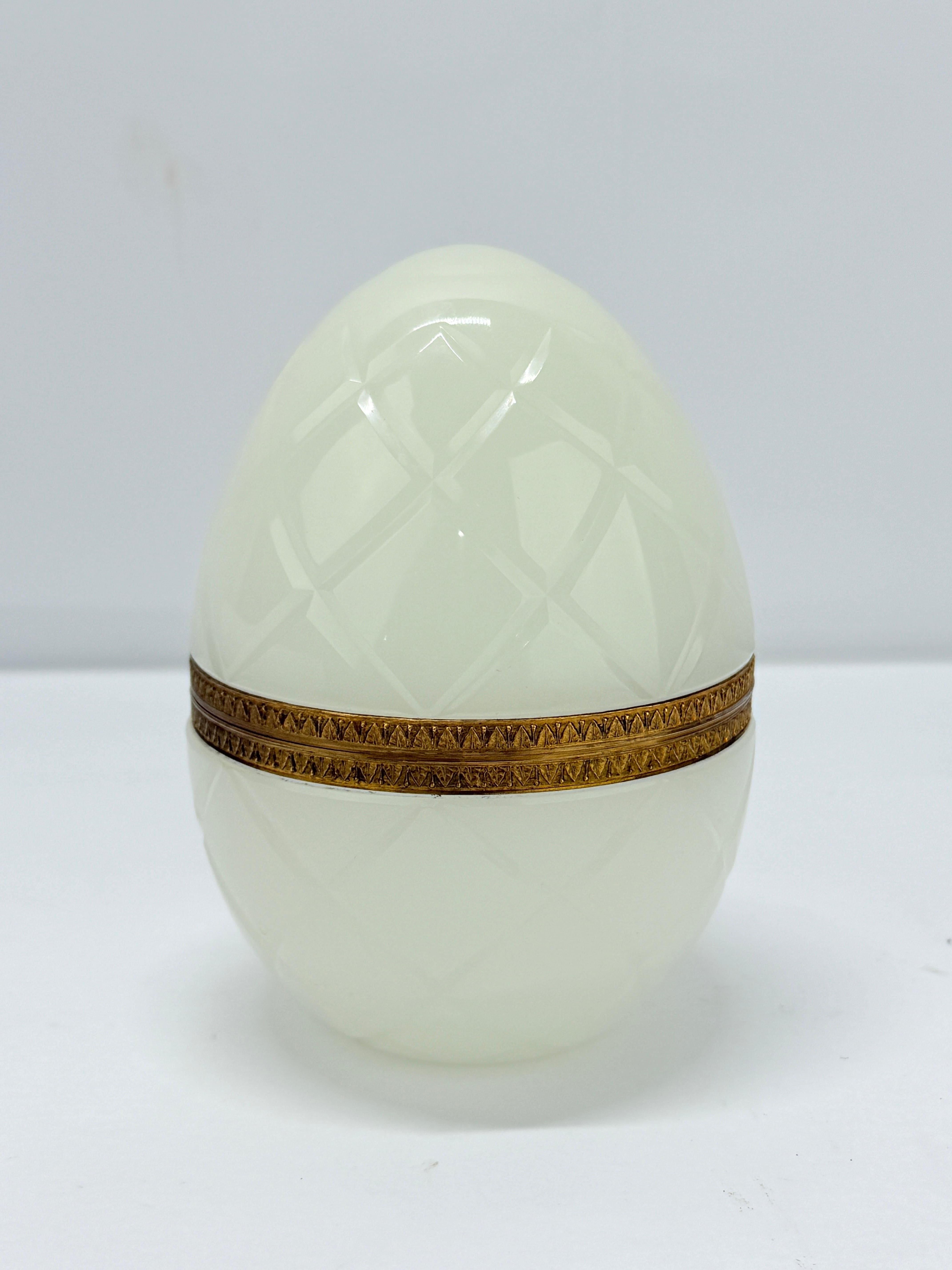 Rococo 1930's French Sculpted White Opaline & Ormolu Mounted Egg Shaped Trinket Box