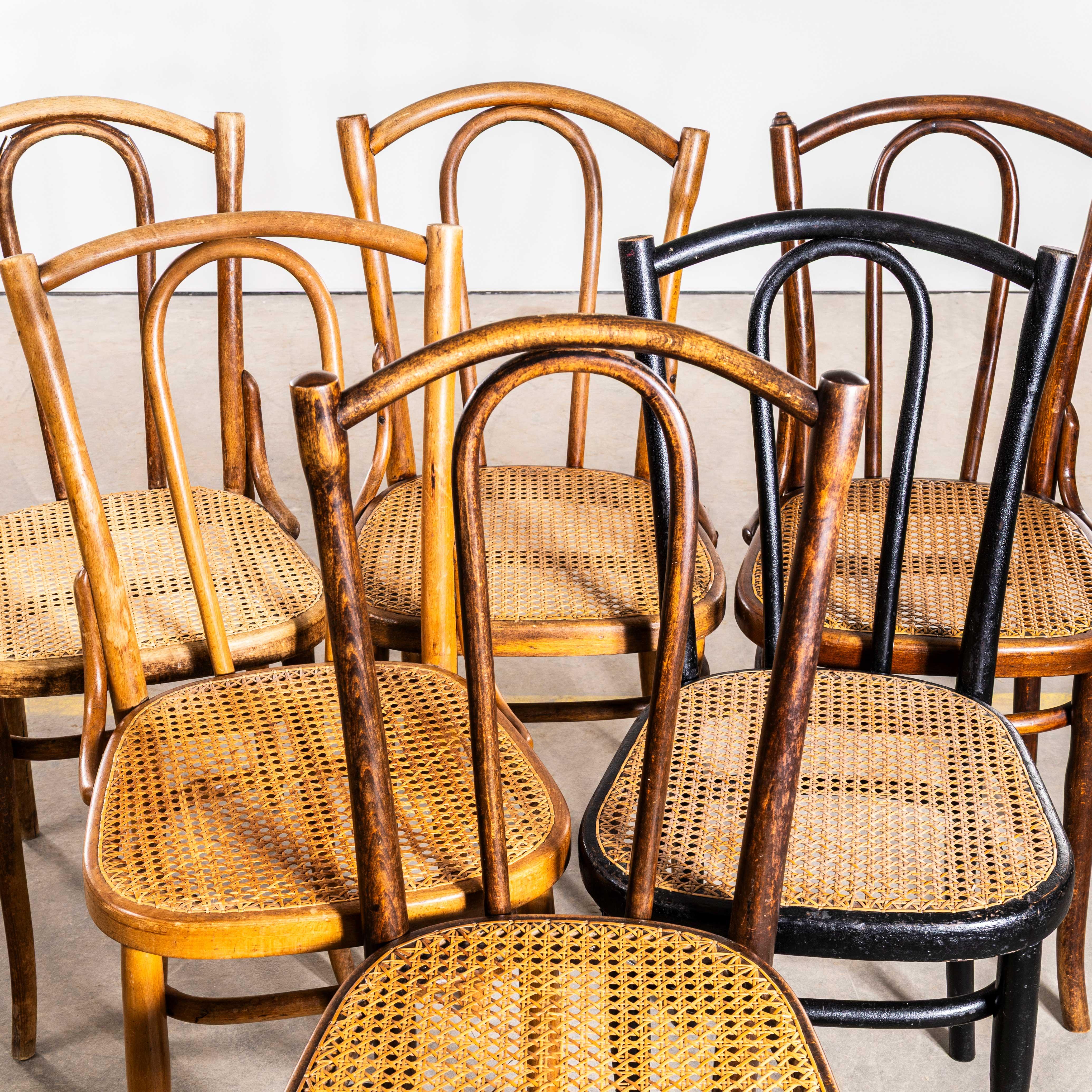 Sedie da pranzo francesi con schienale a cerchio singolo e sedile a canne degli anni '30 - set di sei In condizioni buone in vendita a Hook, Hampshire