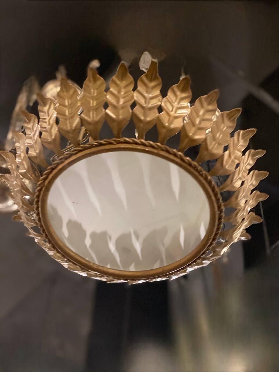 1930's French Sunburst Light Fixture Flush Mount (Französische Provence) im Angebot