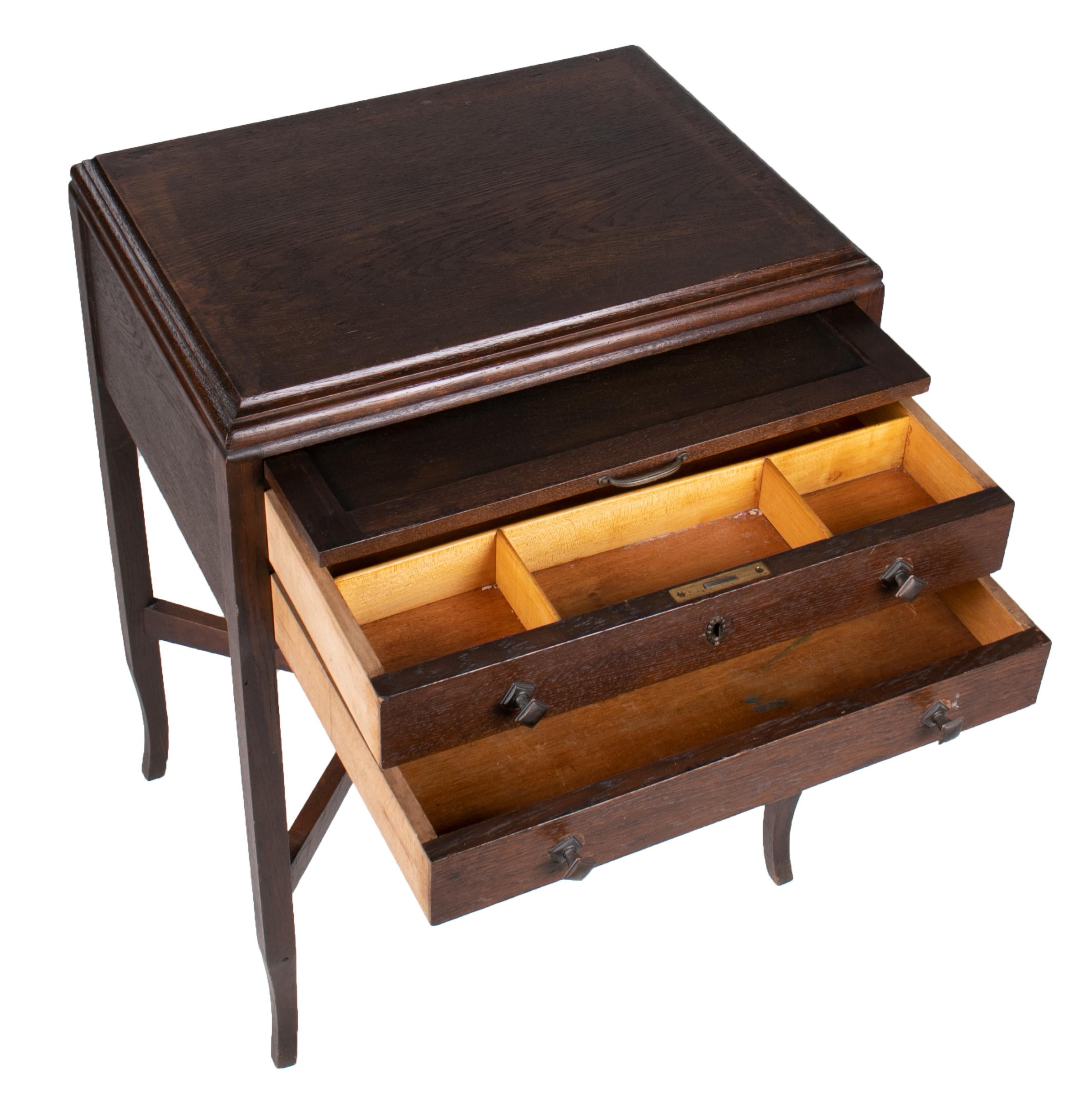 1930s French Two-Drawer Auxiliary Table 3