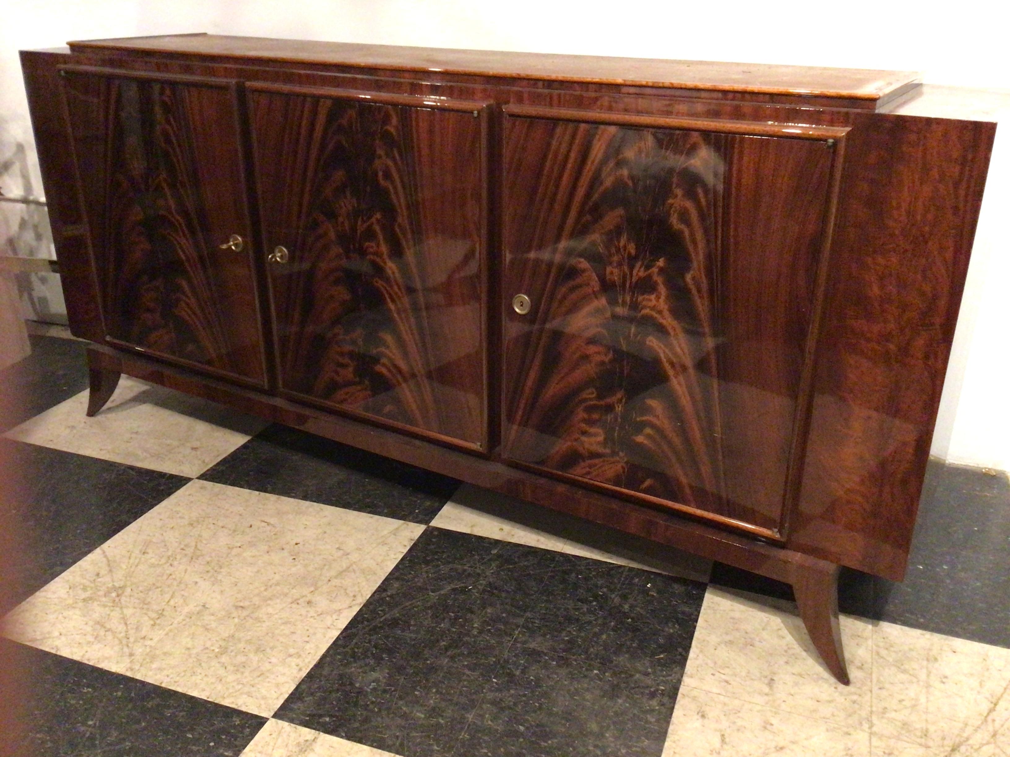 1930s, French, Wood Sideboard In Good Condition In Tarrytown, NY