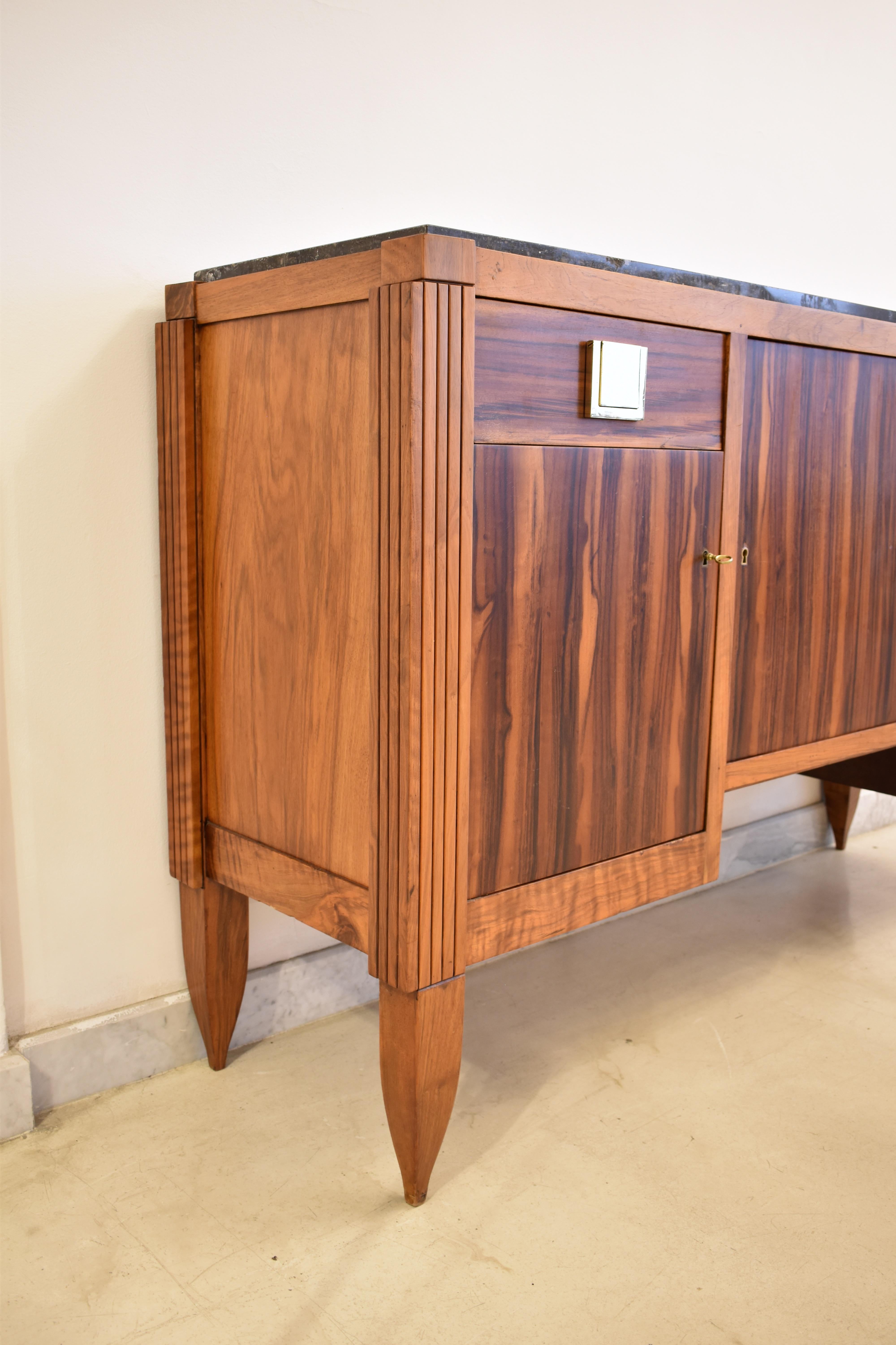 XX secolo Buffet francese in legno degli anni '30 di André Sornay in vendita
