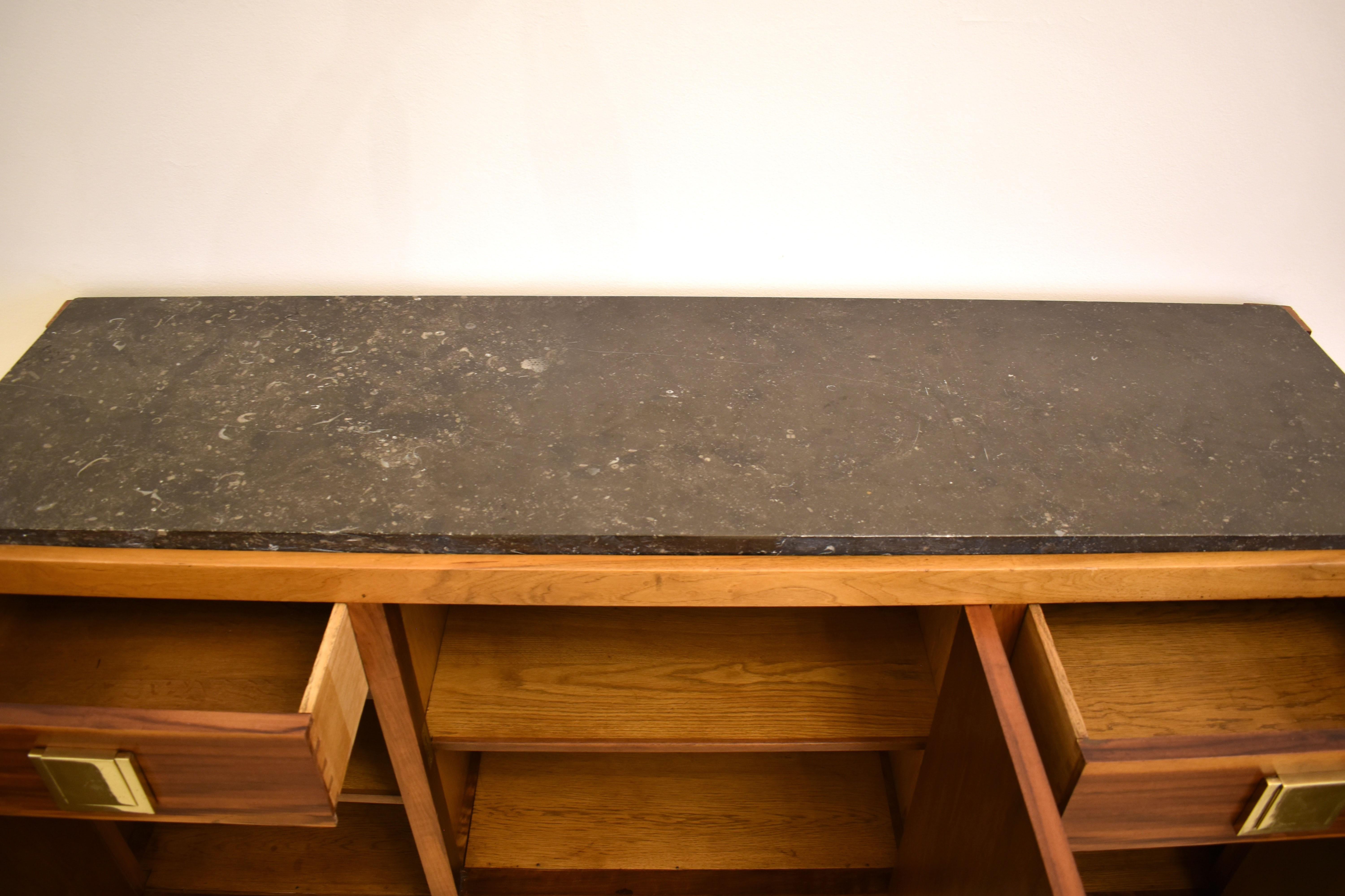 Buffet francese in legno degli anni '30 di André Sornay in vendita 2