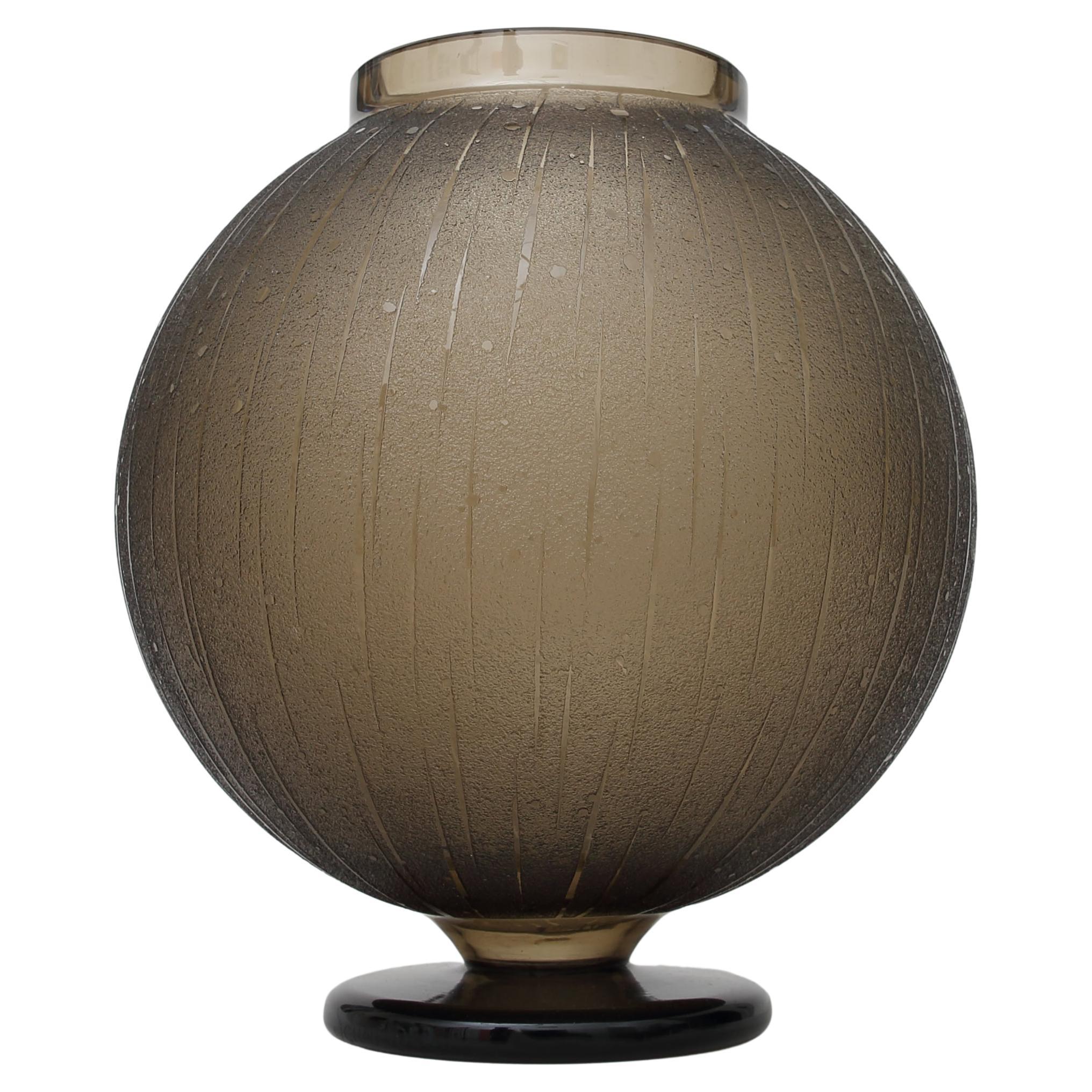 1930s Fumé vase art deco by Charles Schneider For Sale