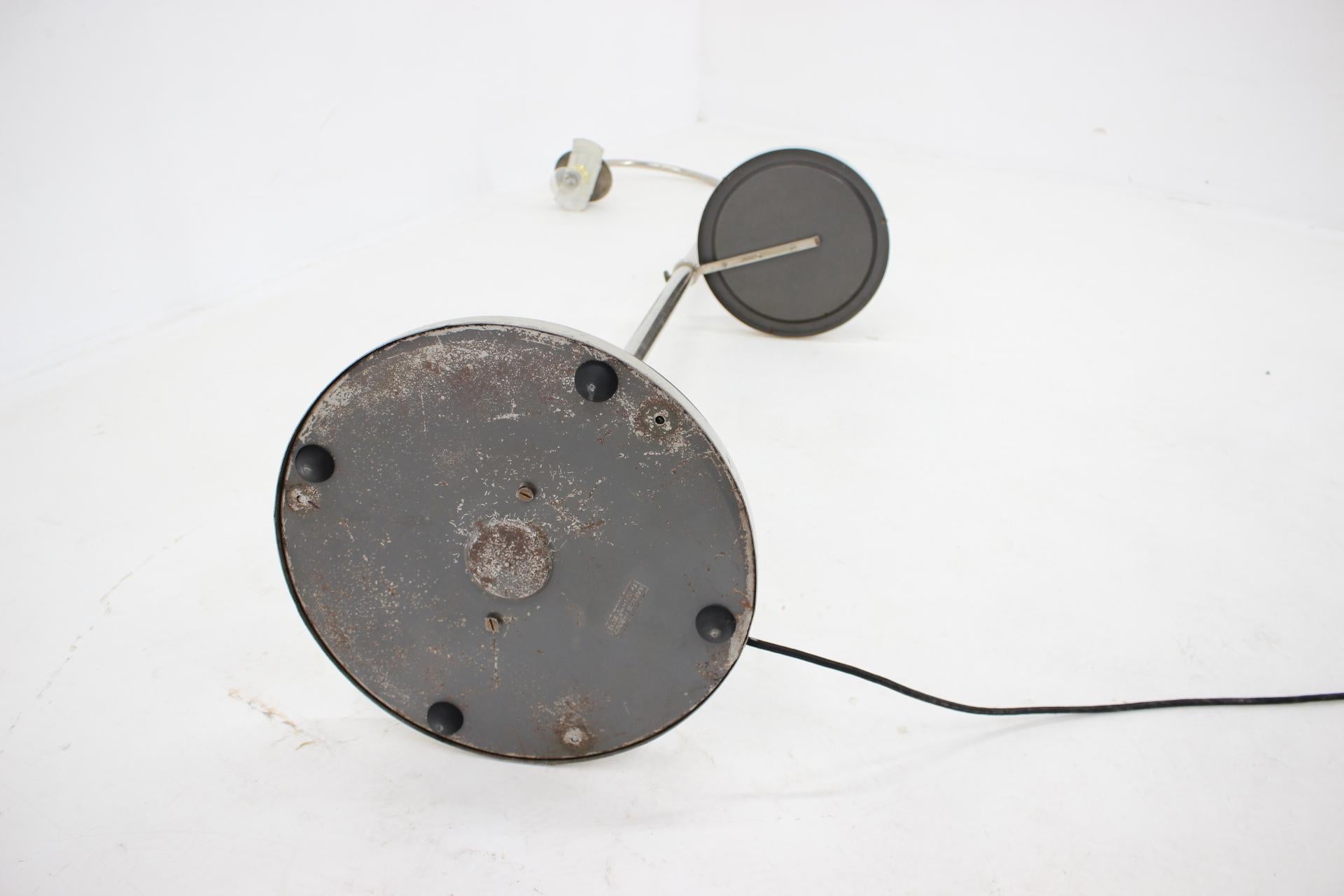 1930s Functionalist Adjustable Chrome Plated Floor Lamp, Czechoslovakia For Sale 6