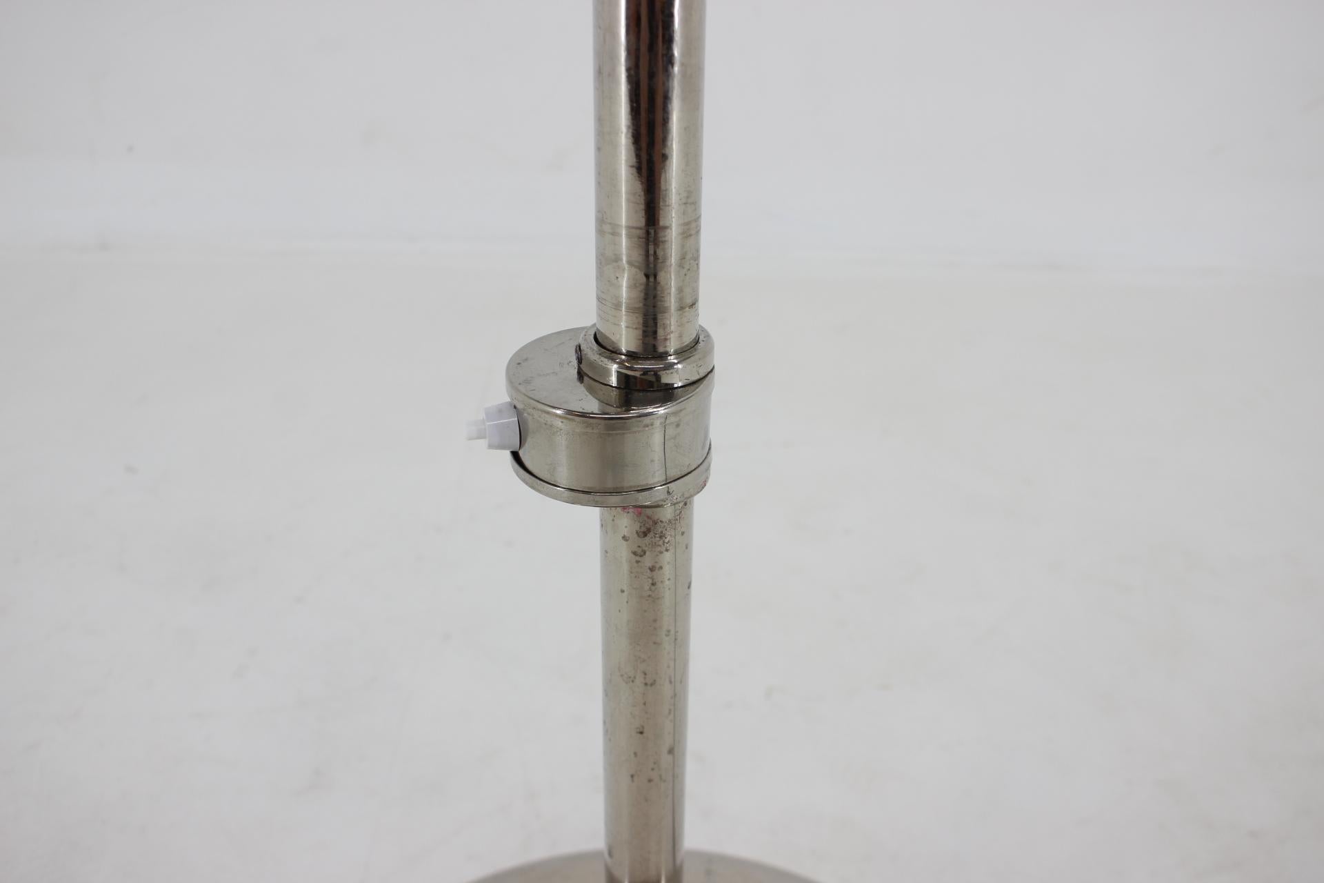 1930s Functionalist Adjustable Chrome Plated Floor Lamp, Czechoslovakia For Sale 2