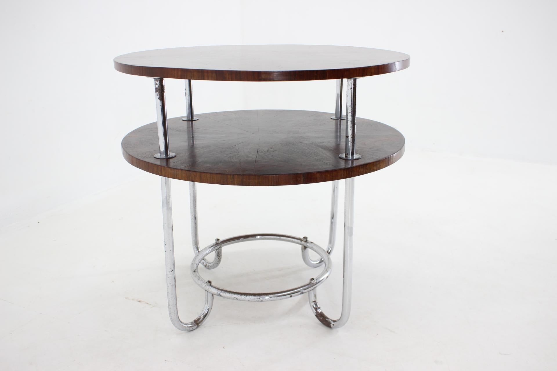 1930s Functionalist Coffee or Side Table, Czechoslovakia In Good Condition For Sale In Praha, CZ