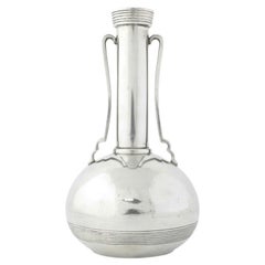 1930er Jahre GAB Sweden Poliertes Zinn Skulpturale Vase